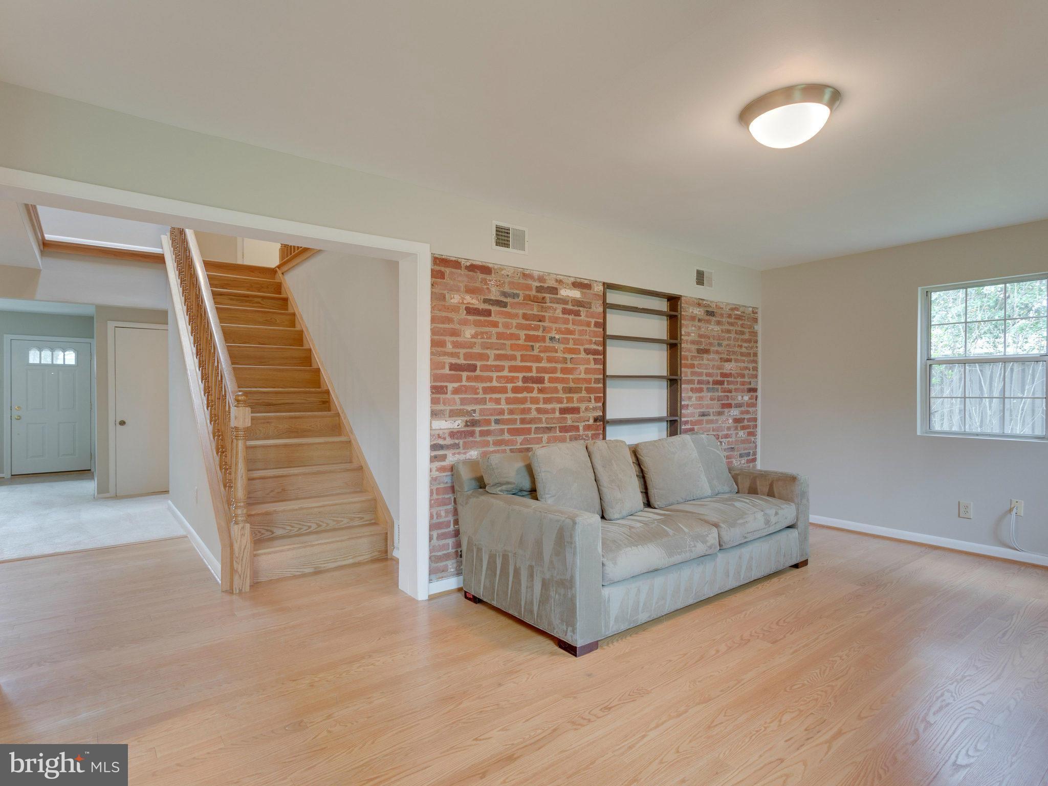 NORTH SPRINGFIELD - Residential