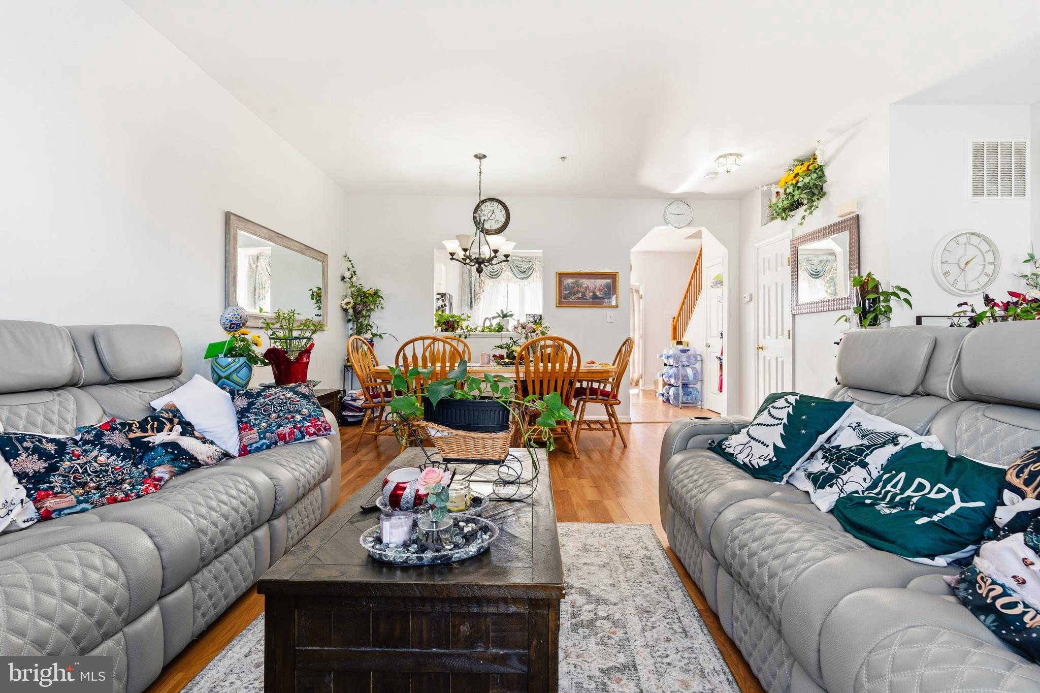 NORTH CROSSING - Residential