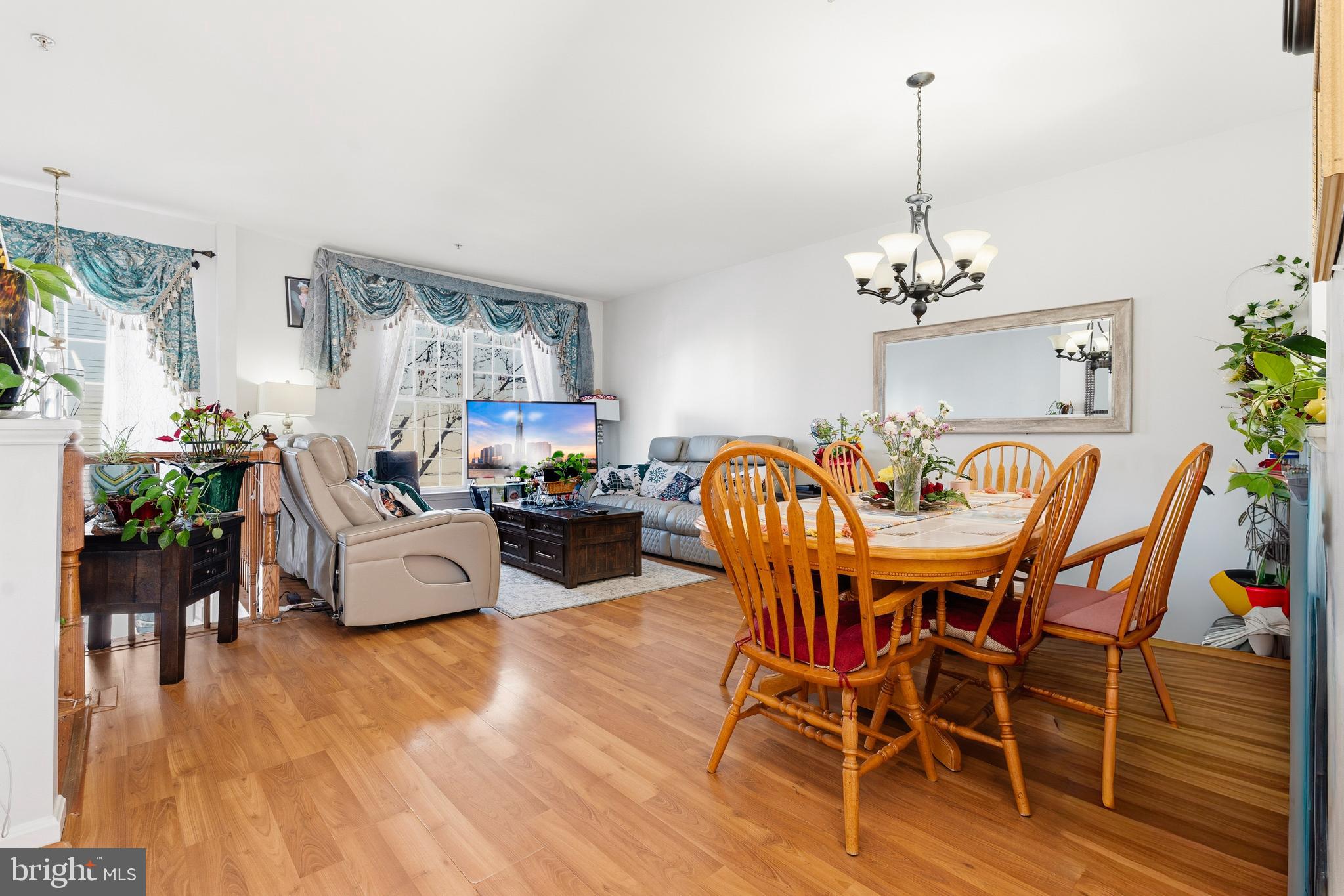 NORTH CROSSING - Residential