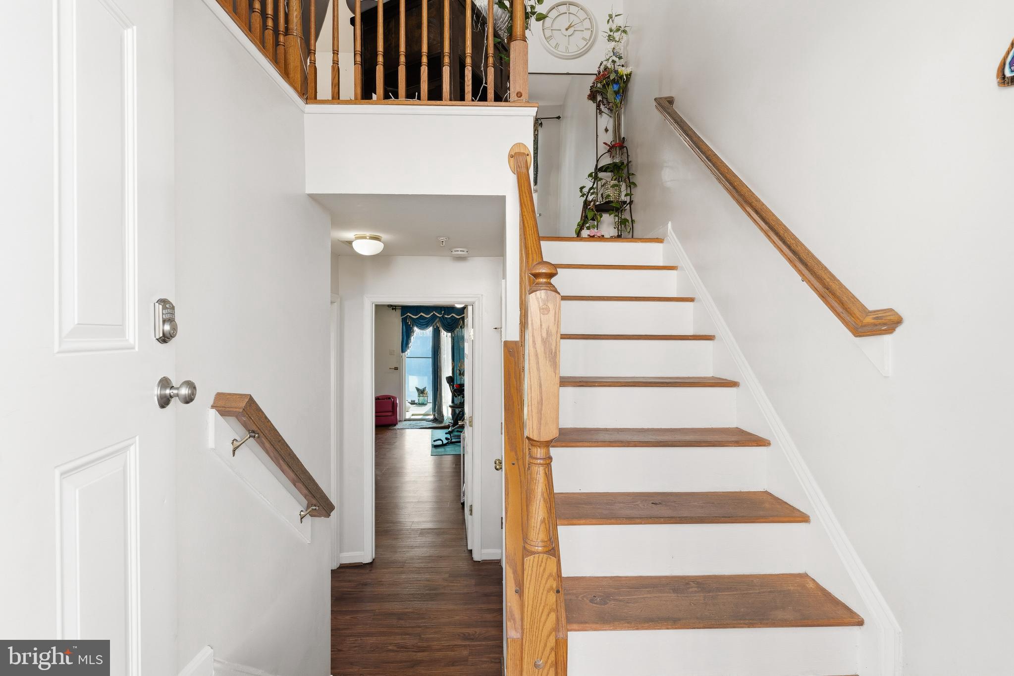 NORTH CROSSING - Residential