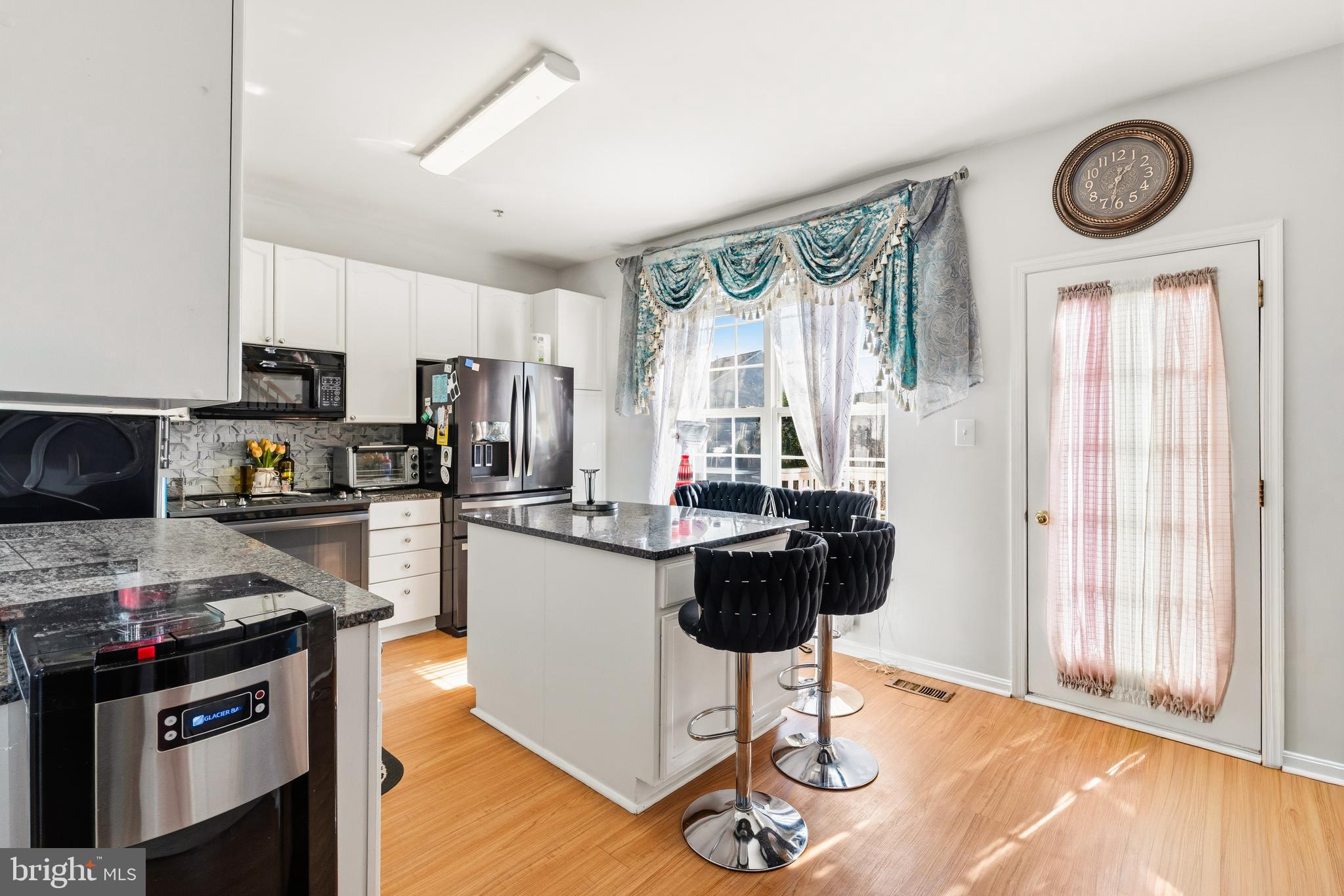 NORTH CROSSING - Residential