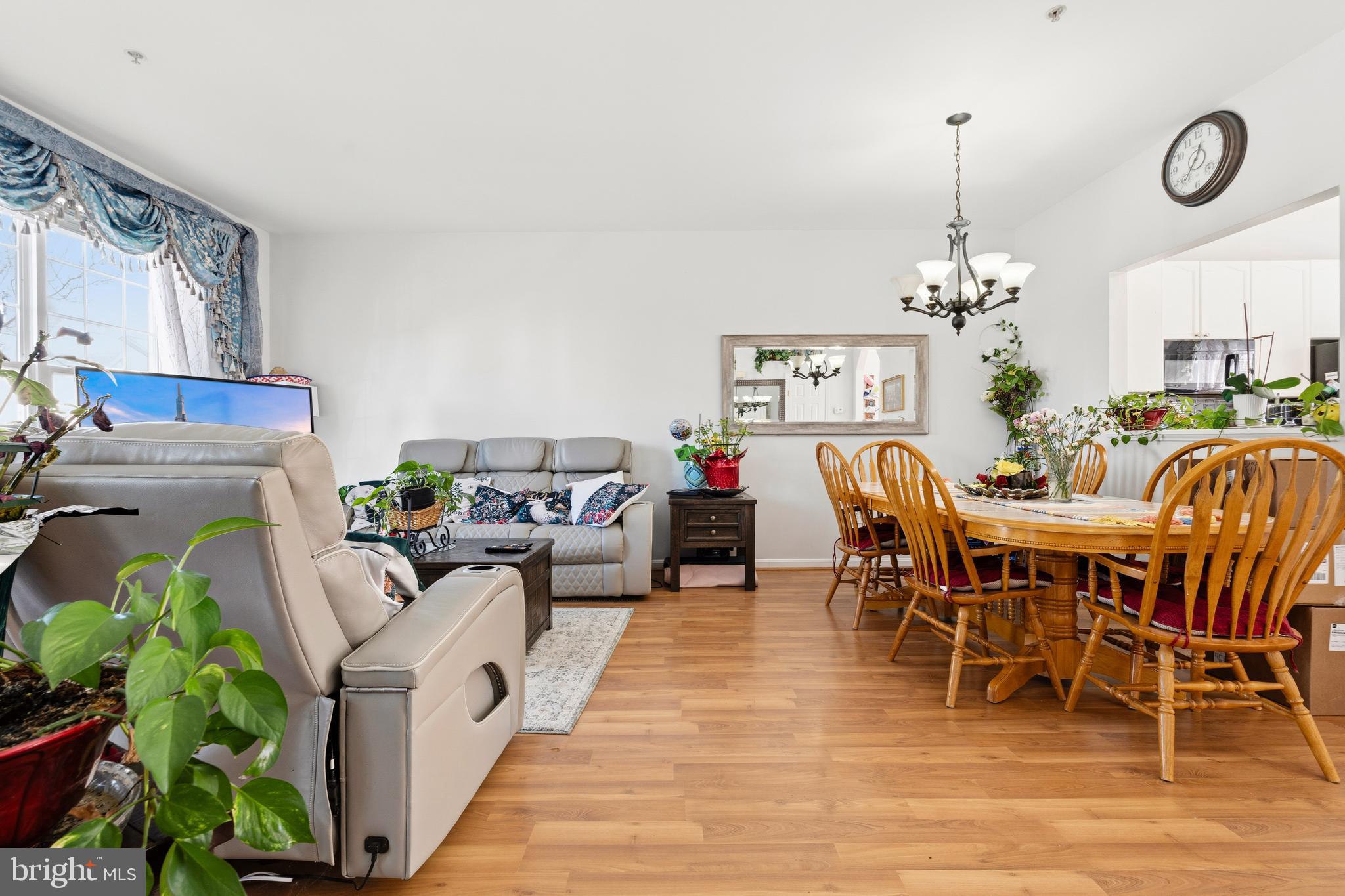 NORTH CROSSING - Residential