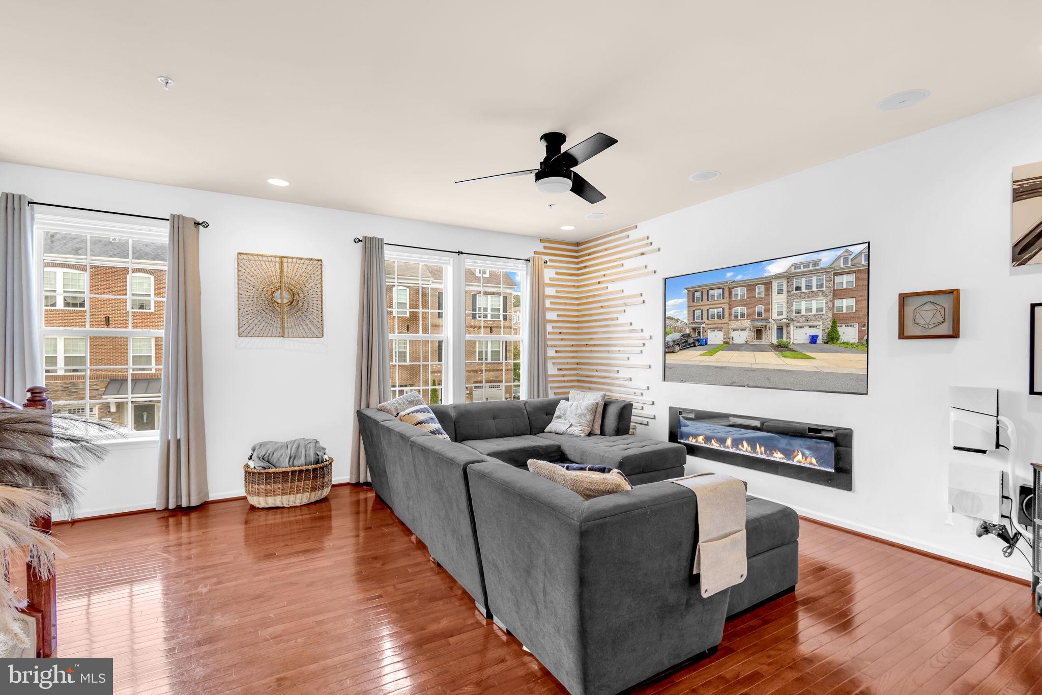 3536 PIPESTONE PLACE