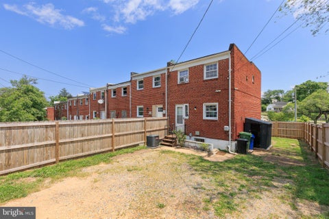 Photo of 3826 W Bay Ave, BALTIMORE, MD 21225 (MLS # MDBA2230040)