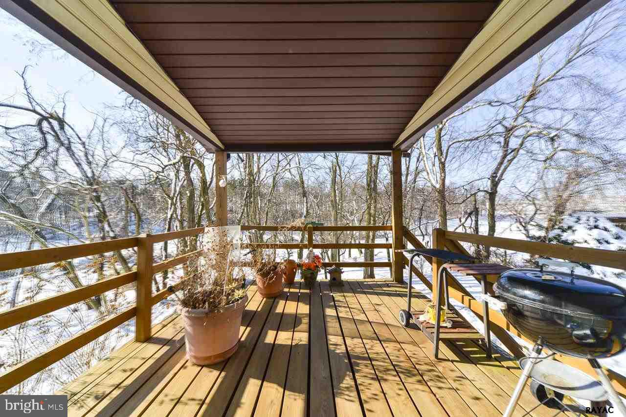 COLONIAL ACRES - Residential