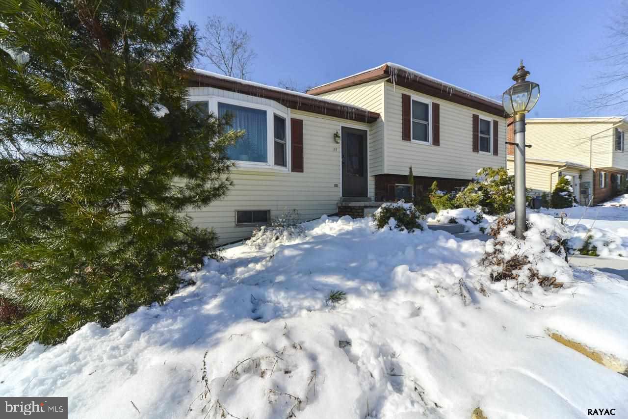 COLONIAL ACRES - Residential