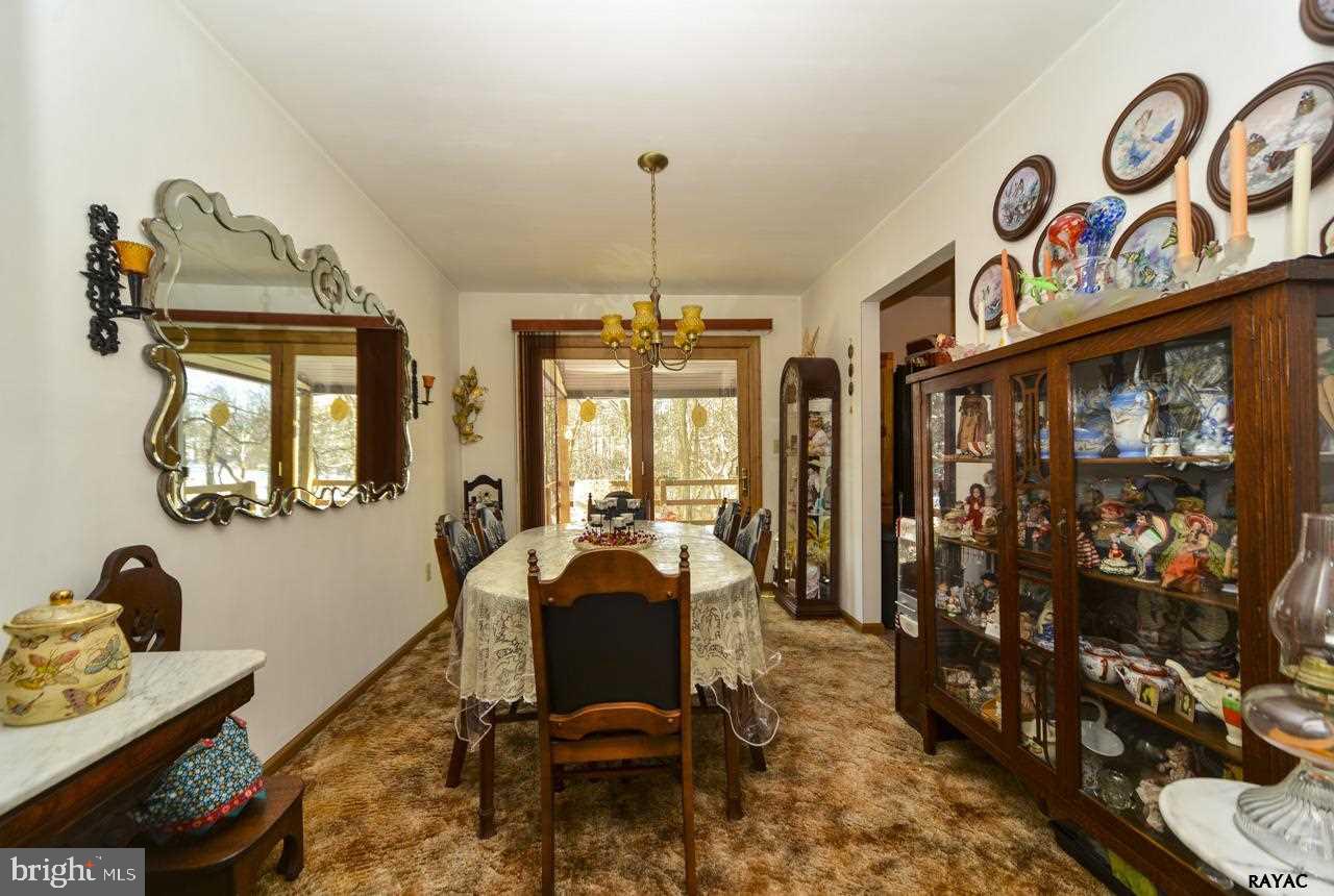 COLONIAL ACRES - Residential