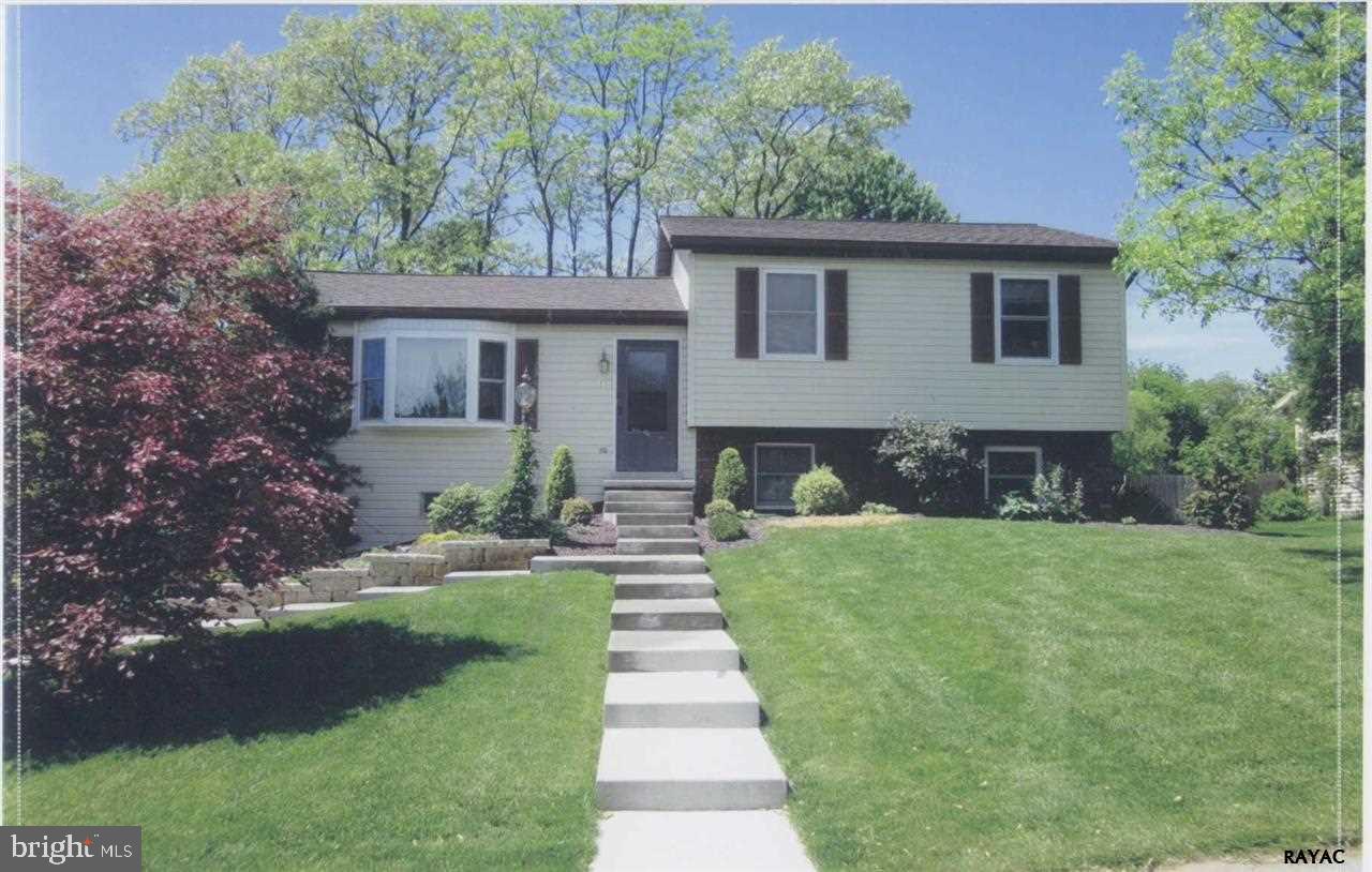 COLONIAL ACRES - Residential