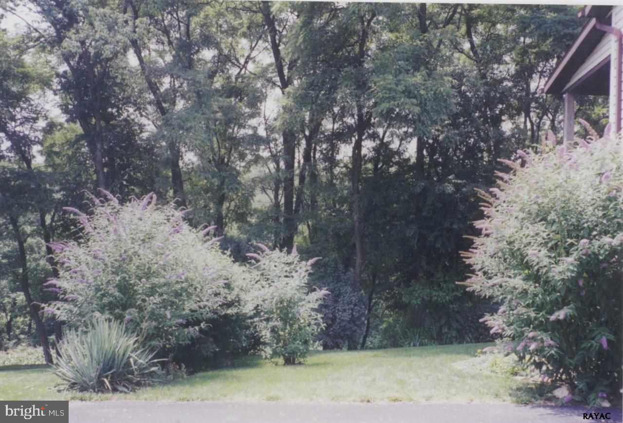 COLONIAL ACRES - Residential