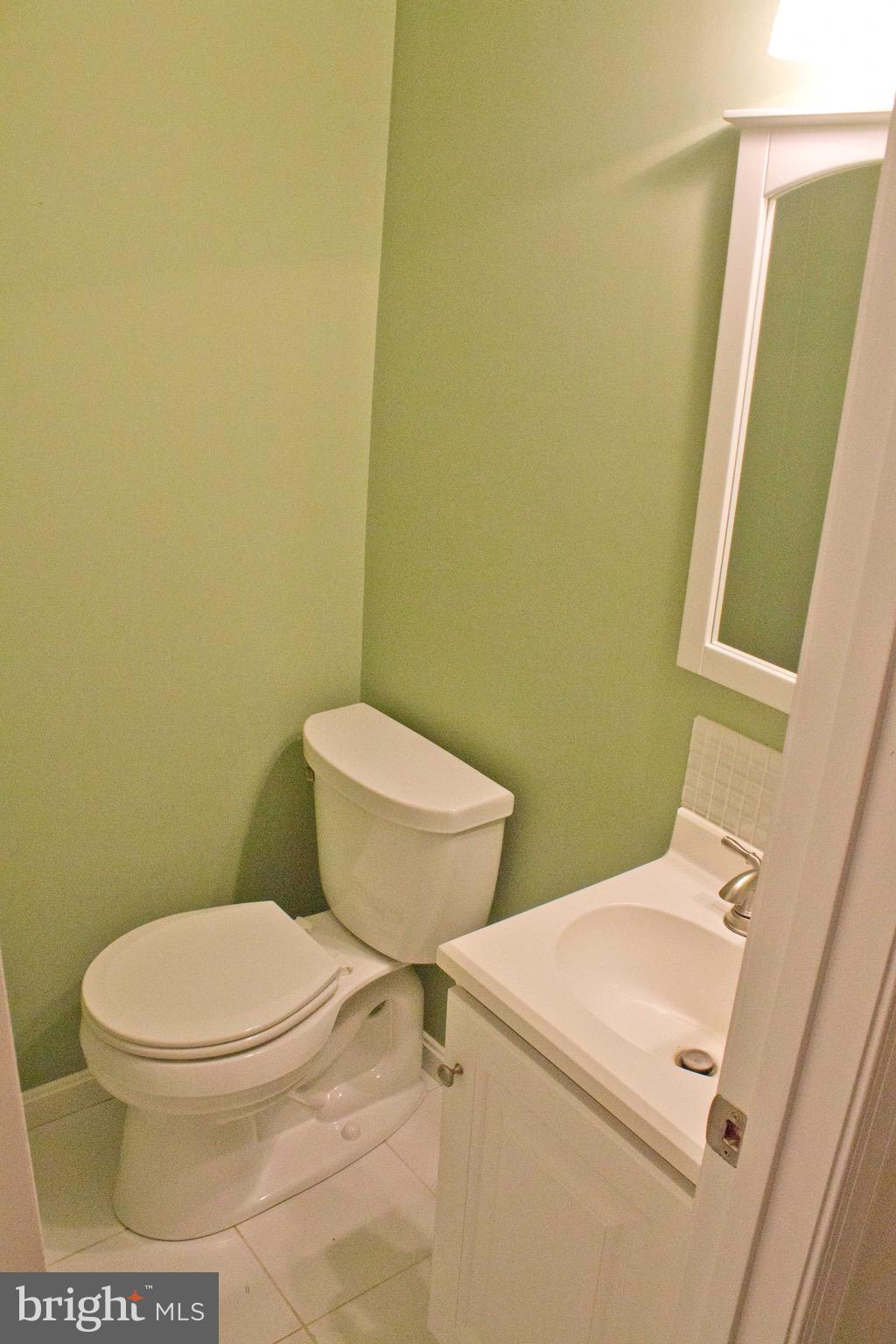 BAY HILLS - Residential Lease