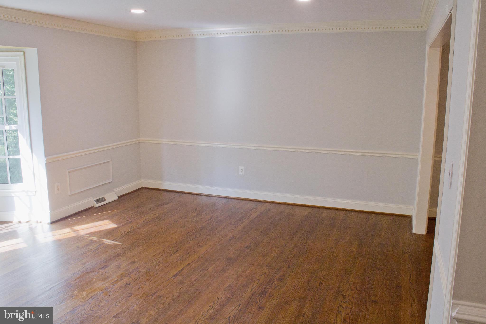 BAY HILLS - Residential Lease