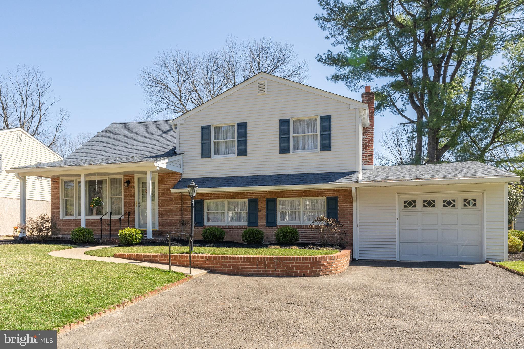 312 E MILL ROAD