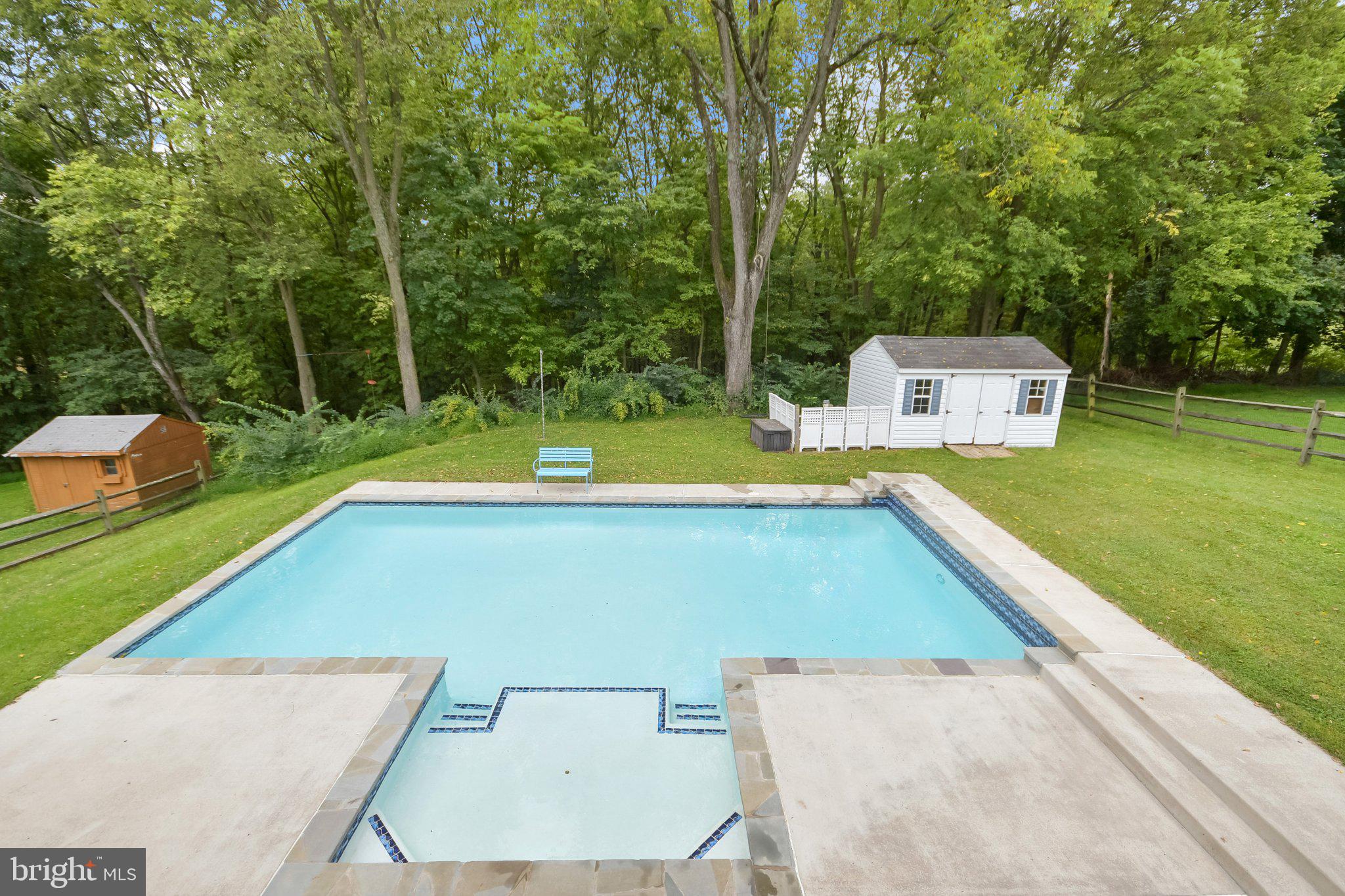 41 ASHLEY WAY
