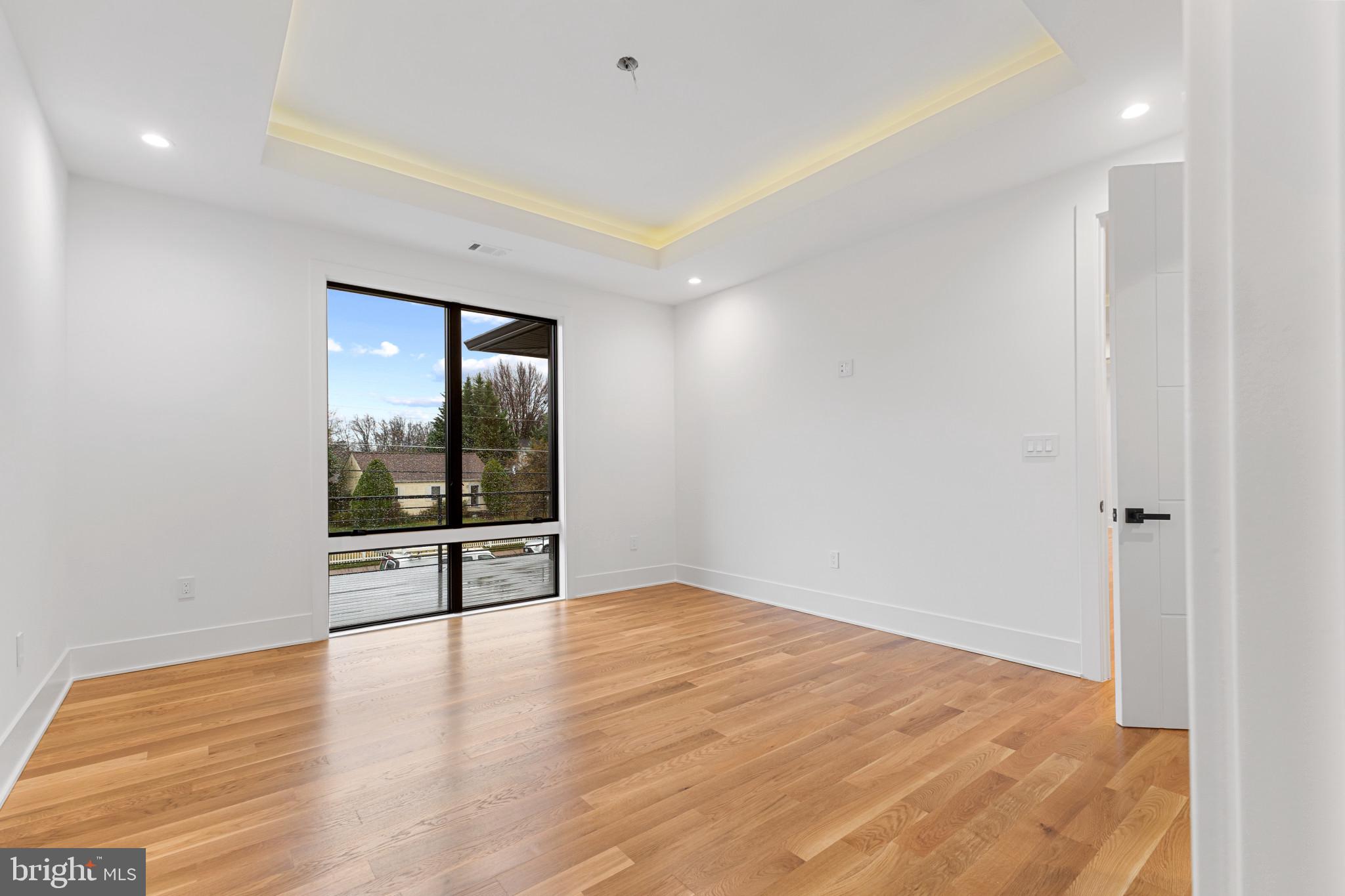 PIMMIT HILLS - Residential