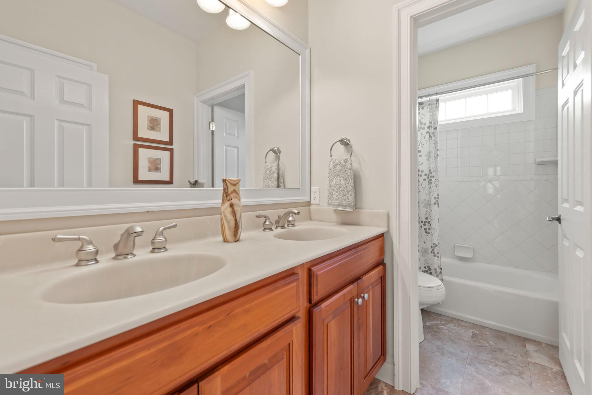 MEADOWBRANCH - Residential