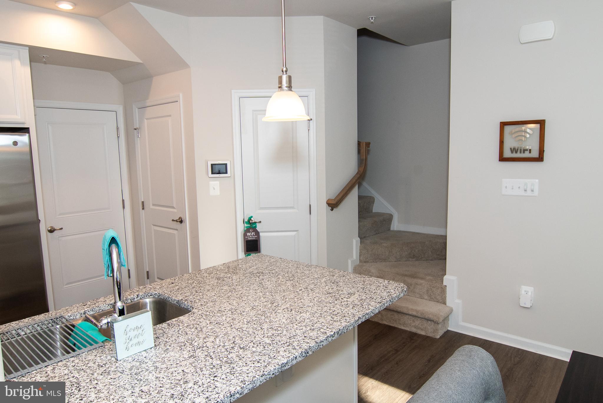 INDEPENDENCE SQUARE - Residential