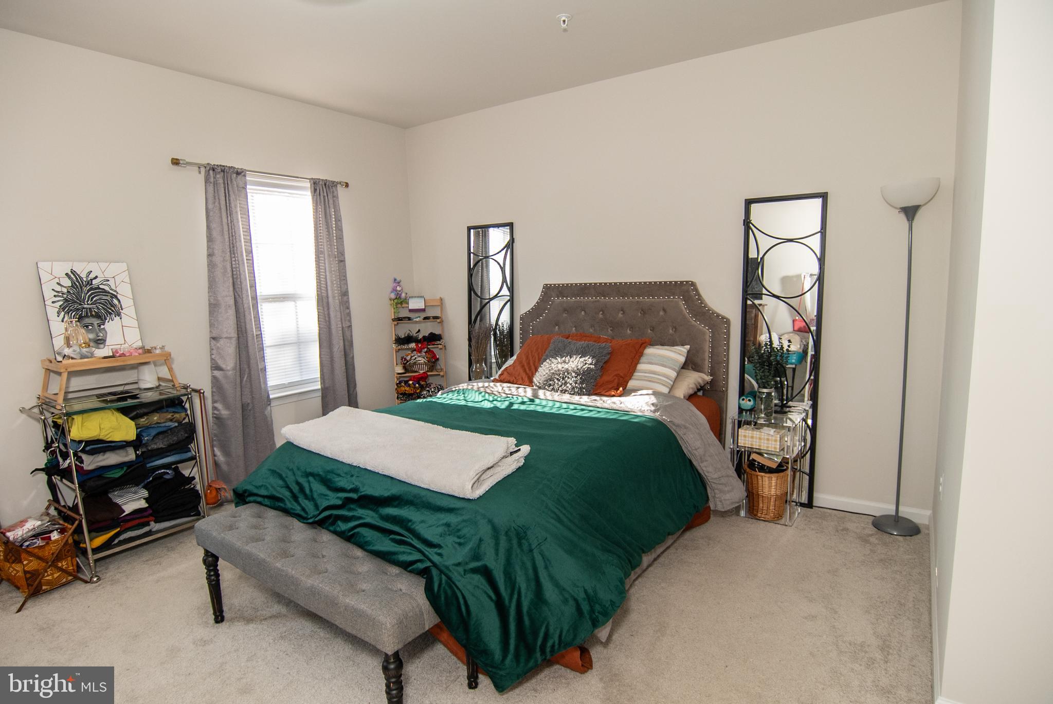 INDEPENDENCE SQUARE - Residential