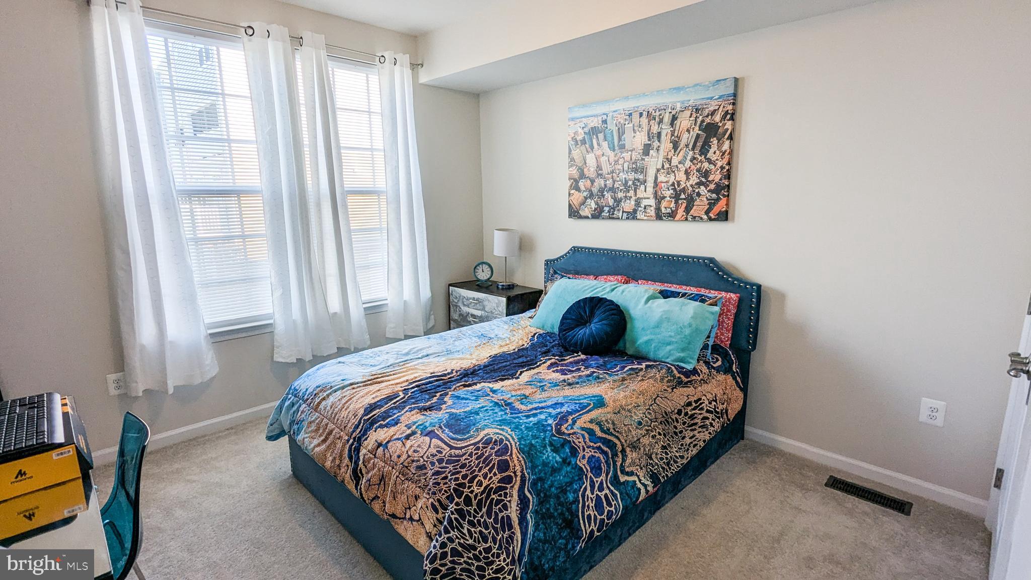 INDEPENDENCE SQUARE - Residential