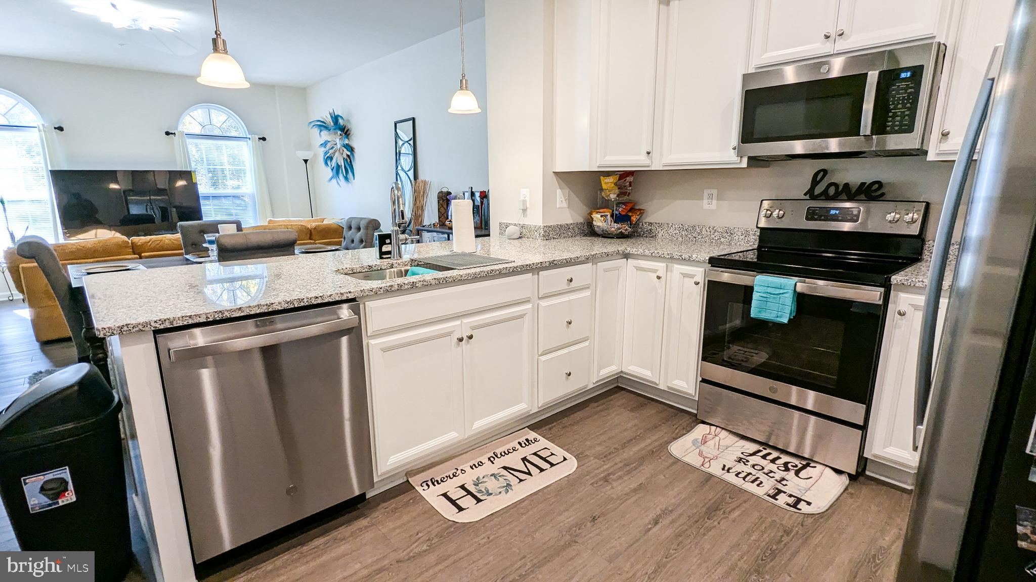 INDEPENDENCE SQUARE - Residential