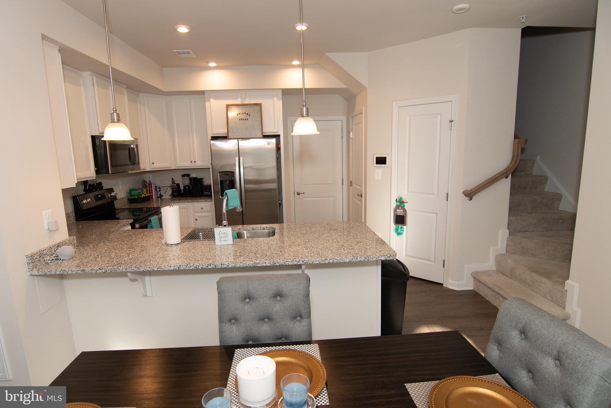 INDEPENDENCE SQUARE - Residential