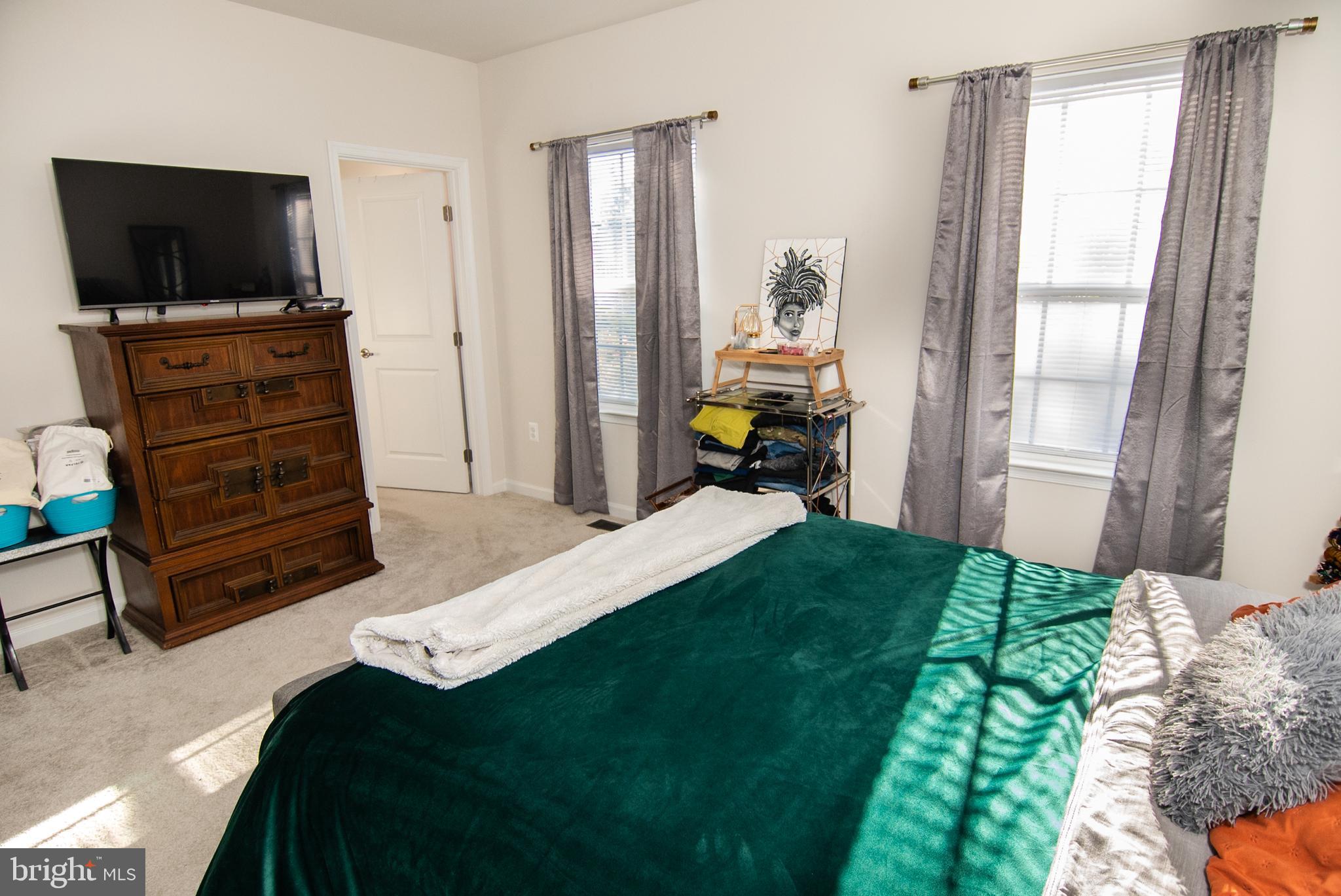 INDEPENDENCE SQUARE - Residential