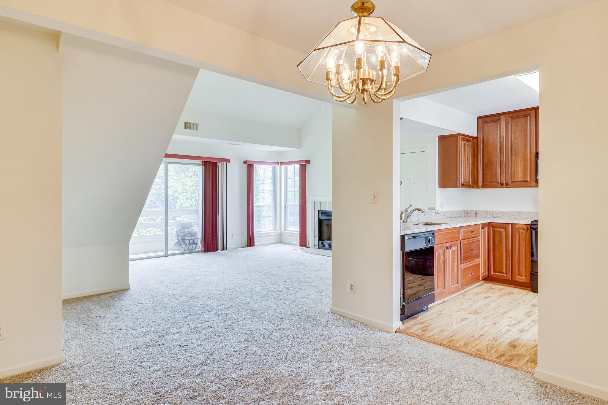 PINECREST - Residential