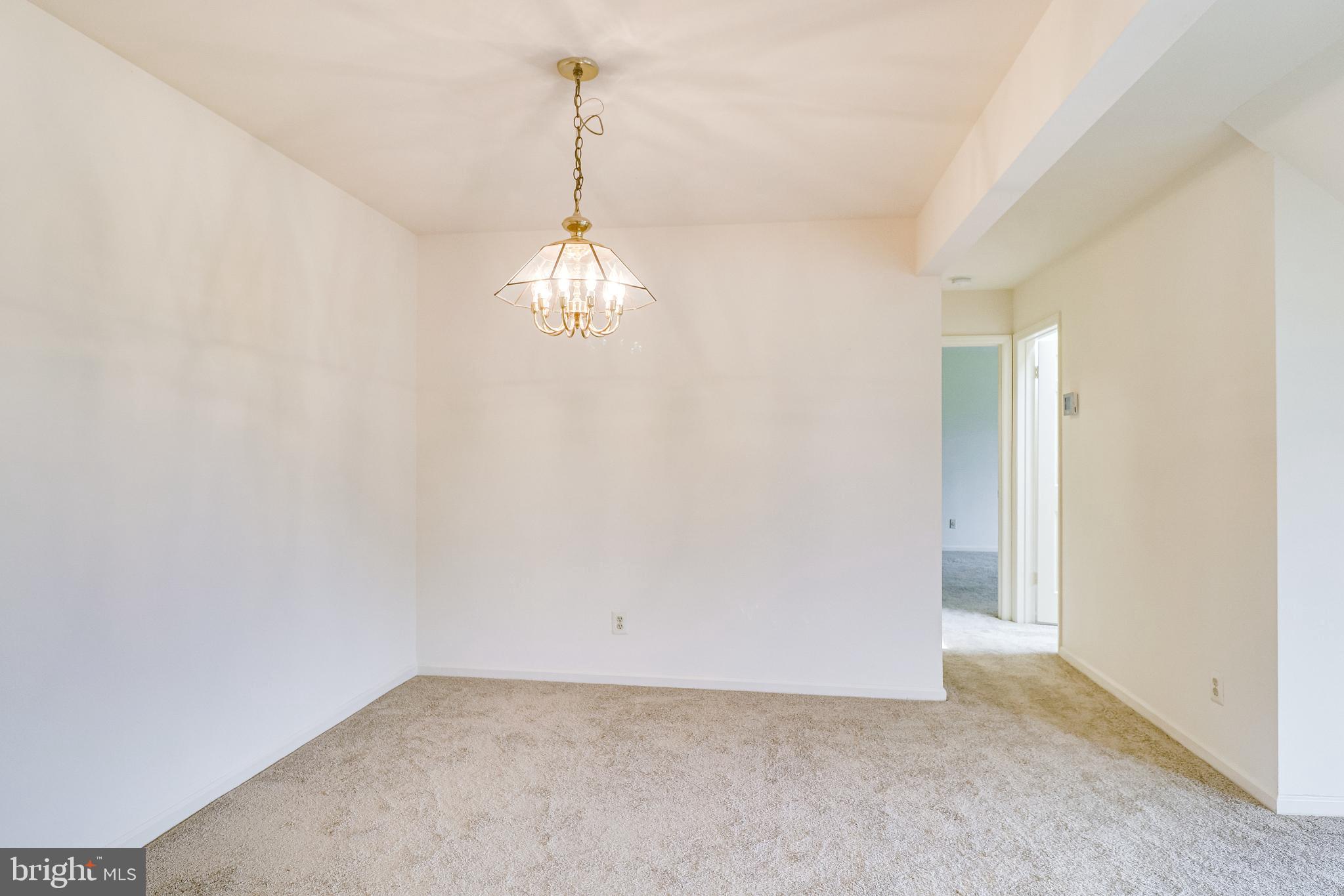 PINECREST - Residential