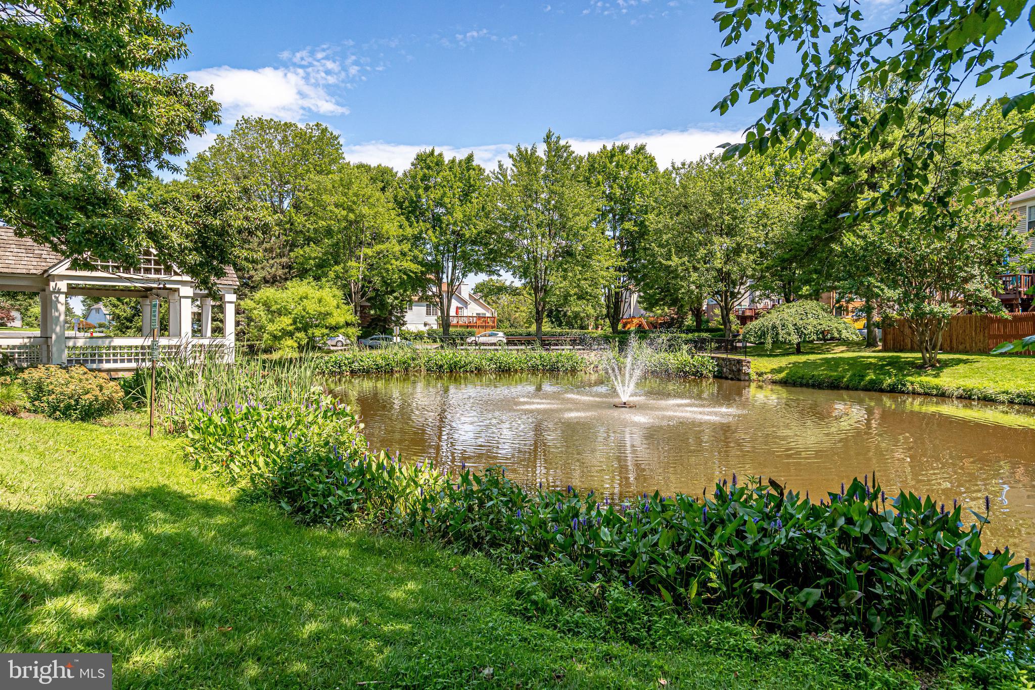 PINECREST - Residential