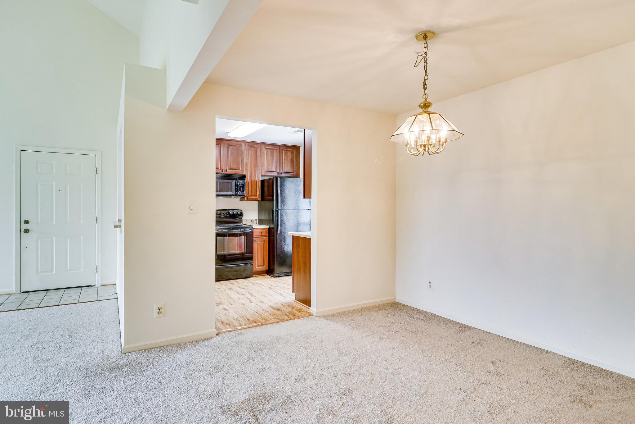 PINECREST - Residential