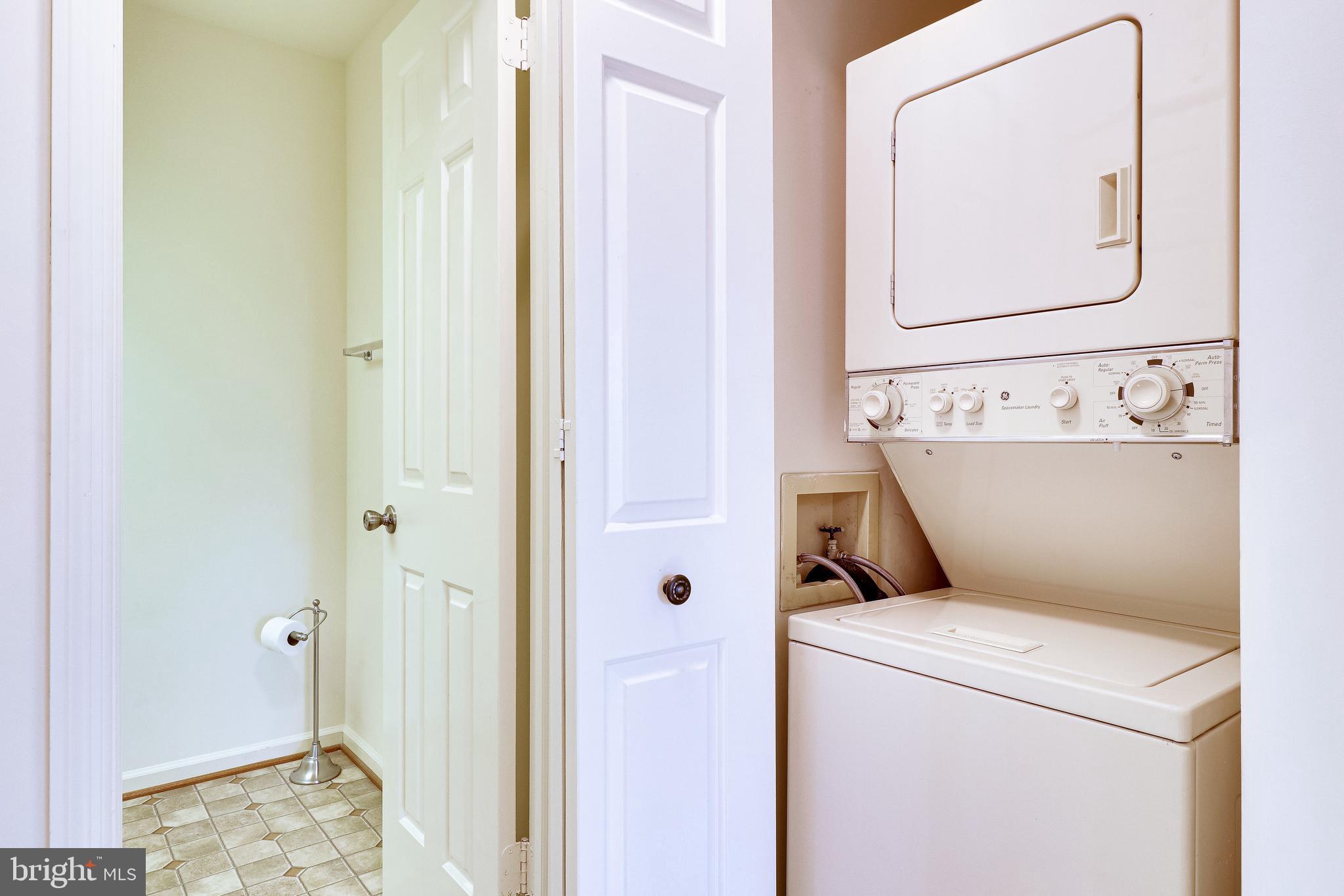 PINECREST - Residential