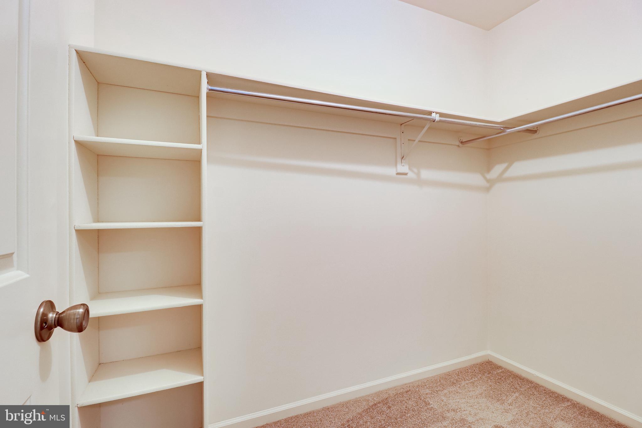 PINECREST - Residential