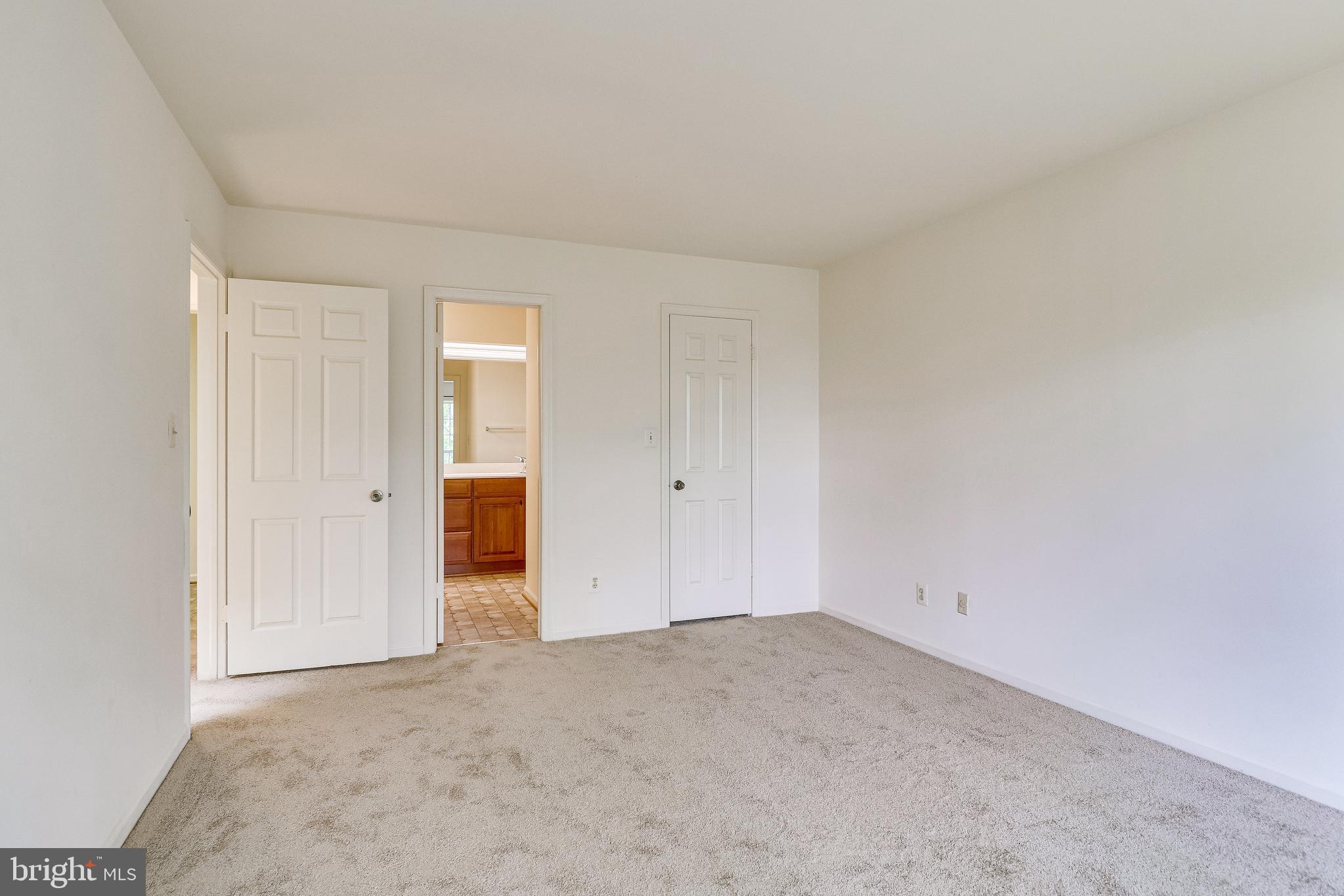 PINECREST - Residential