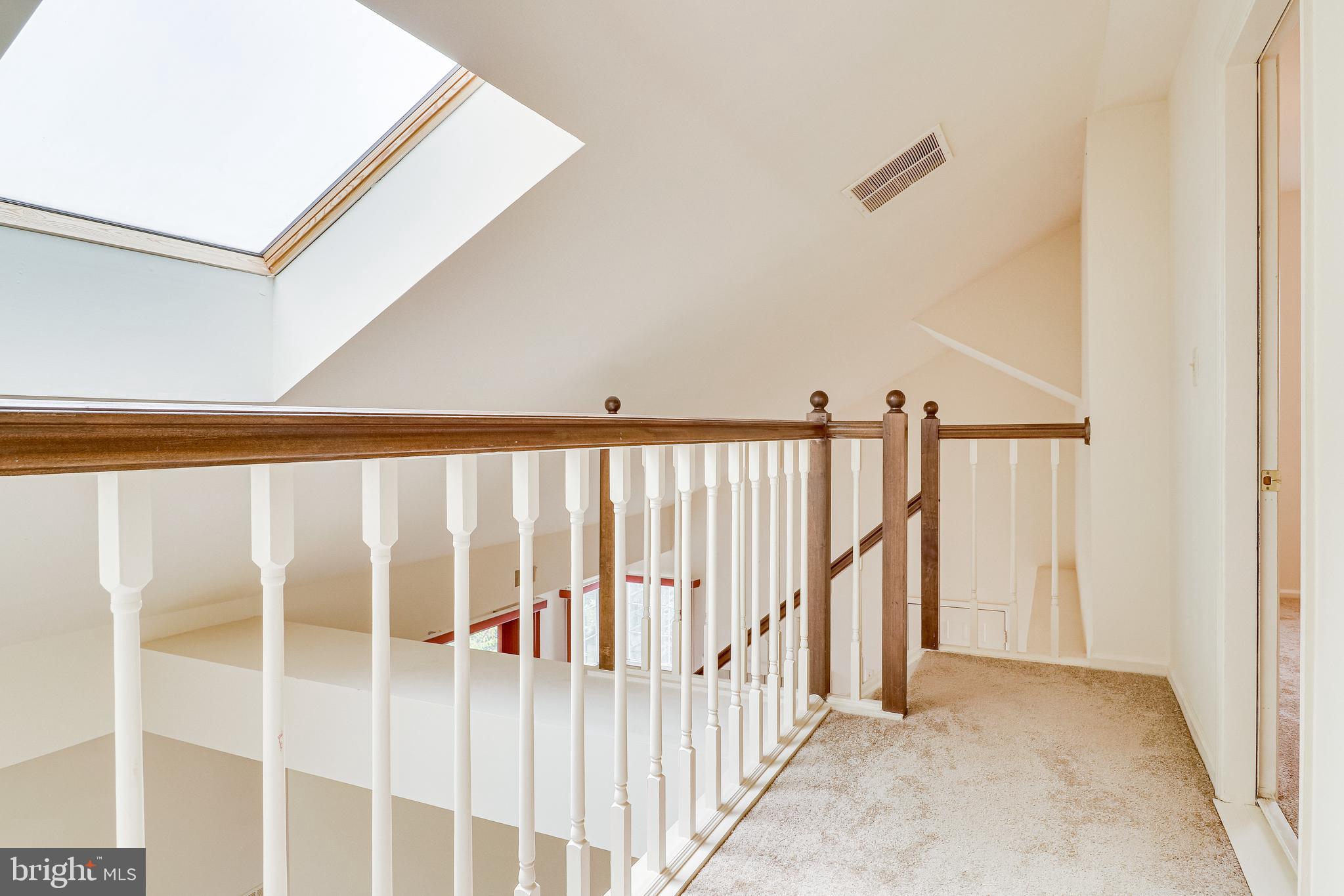 PINECREST - Residential