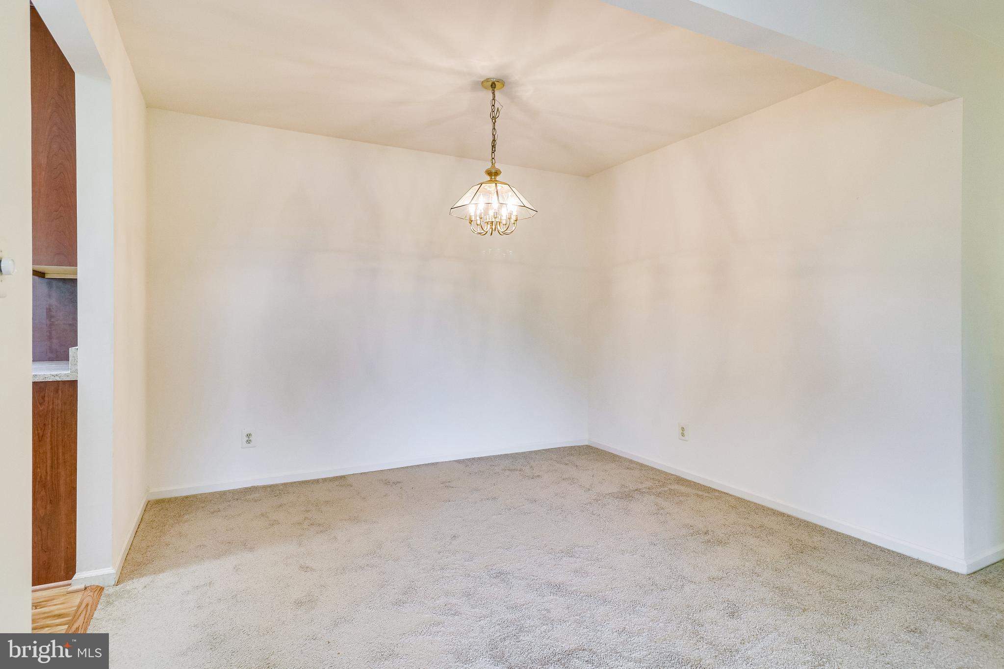 PINECREST - Residential