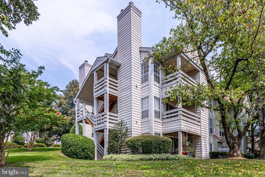 Move in ready - 3BR/2.5BA top floor condo in Pinecrest w/ amazing views from balcony! New flooring & fresh paint! 2-story ceiling in family room w/ wood burning fireplace! In-unit washer & dryer! Shaded, private balcony with storage/utility room! One reserved parking space with a lot of visitor parking spaces! Located minutes from I-395 and I-495 for an easy commute, or drive straight down Columbia Pike to Rte. 50 to DC, Pentagon and Amazon HQ2! Close to both Bailey's Crossroads and Landmark's revitalization districts! Call today for your private showing!