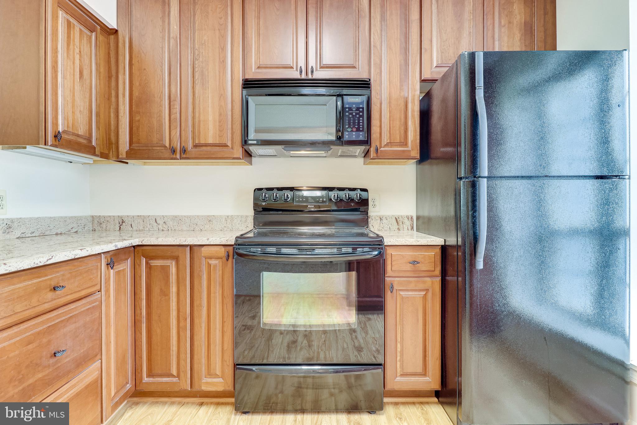 PINECREST - Residential