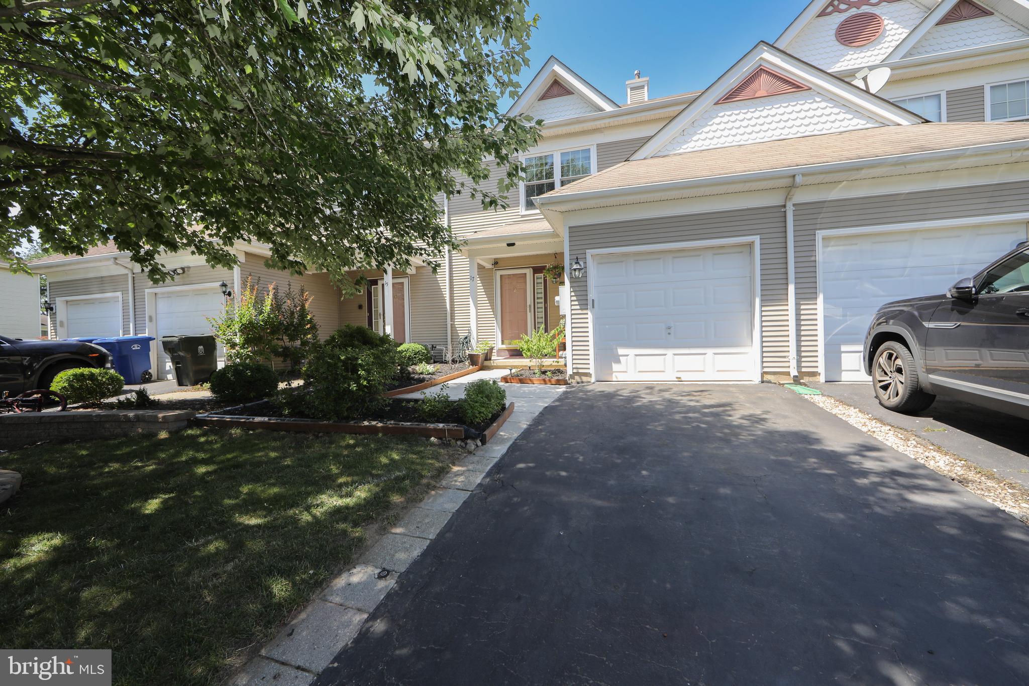 17 TATTERSALL DRIVE