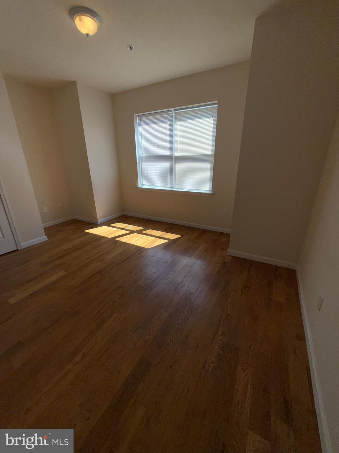 TEMPLE UNIVERSITY - Residential Lease