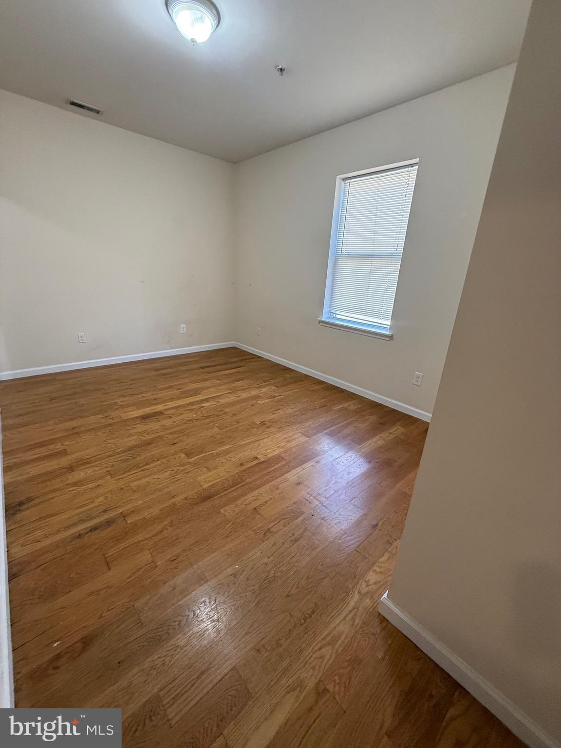 TEMPLE UNIVERSITY - Residential Lease