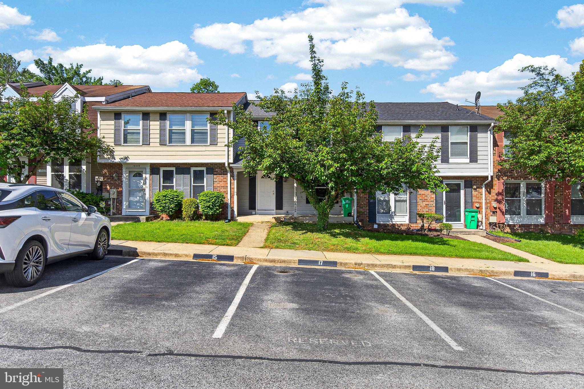CROMWELL STATION - Residential