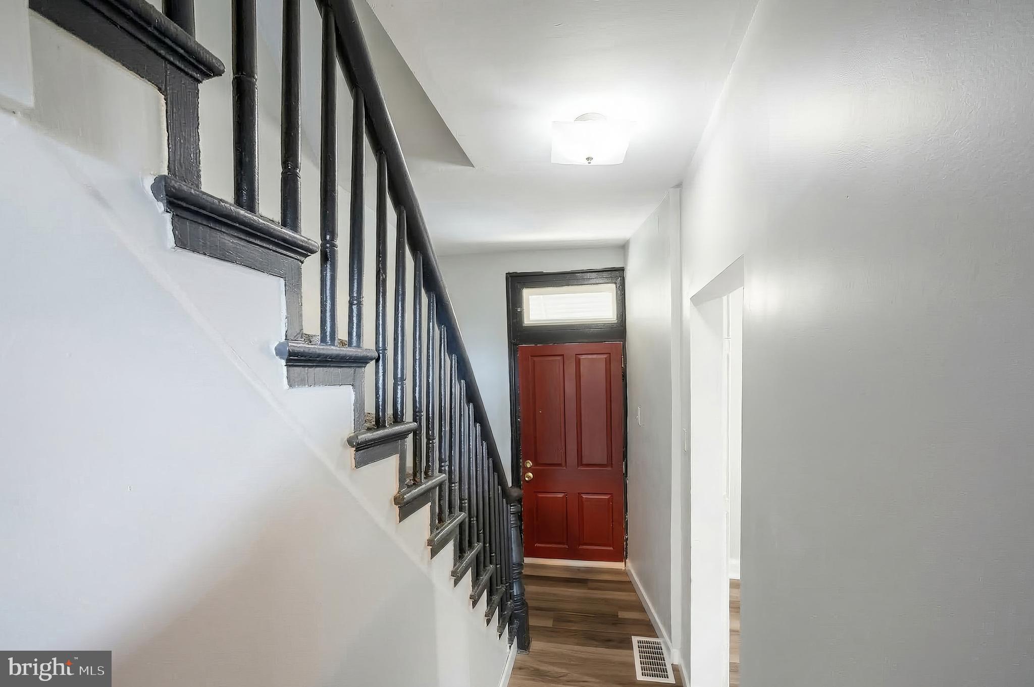 316 S PERSHING AVENUE