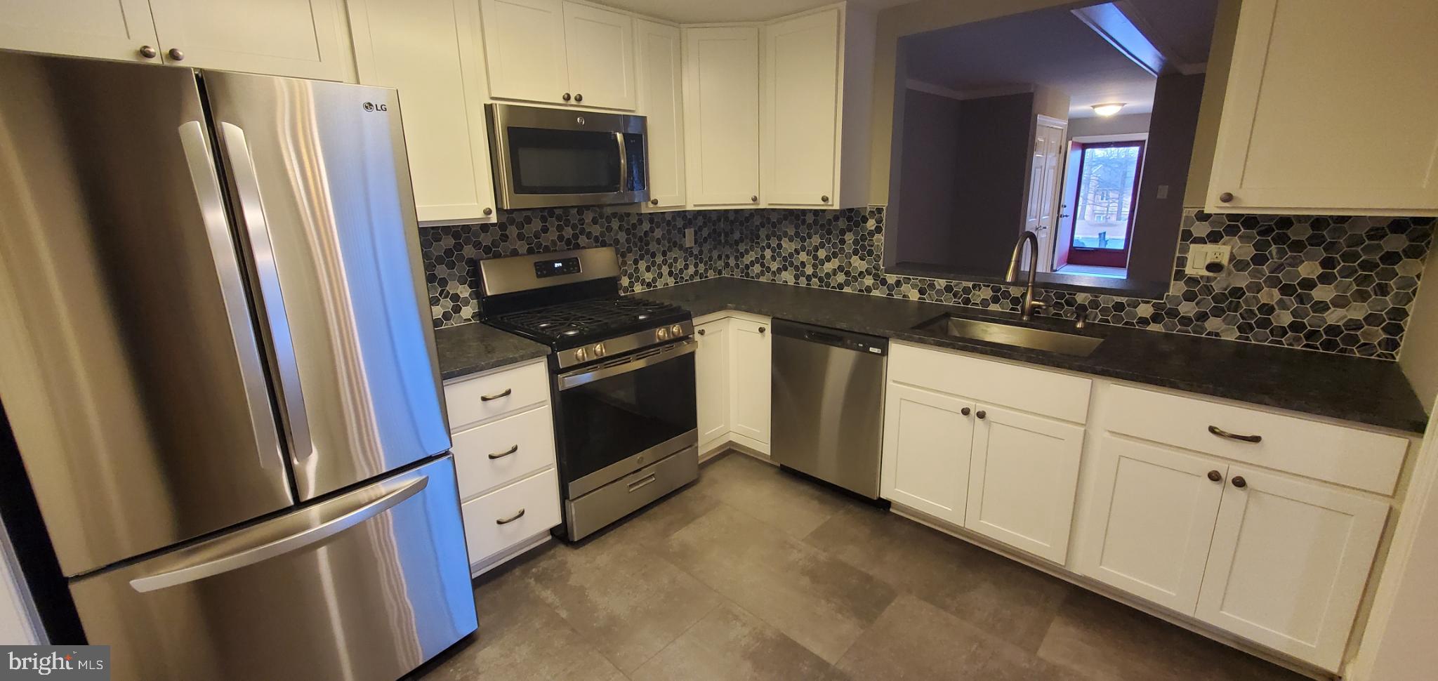 CHESTERBROOK - Residential Lease