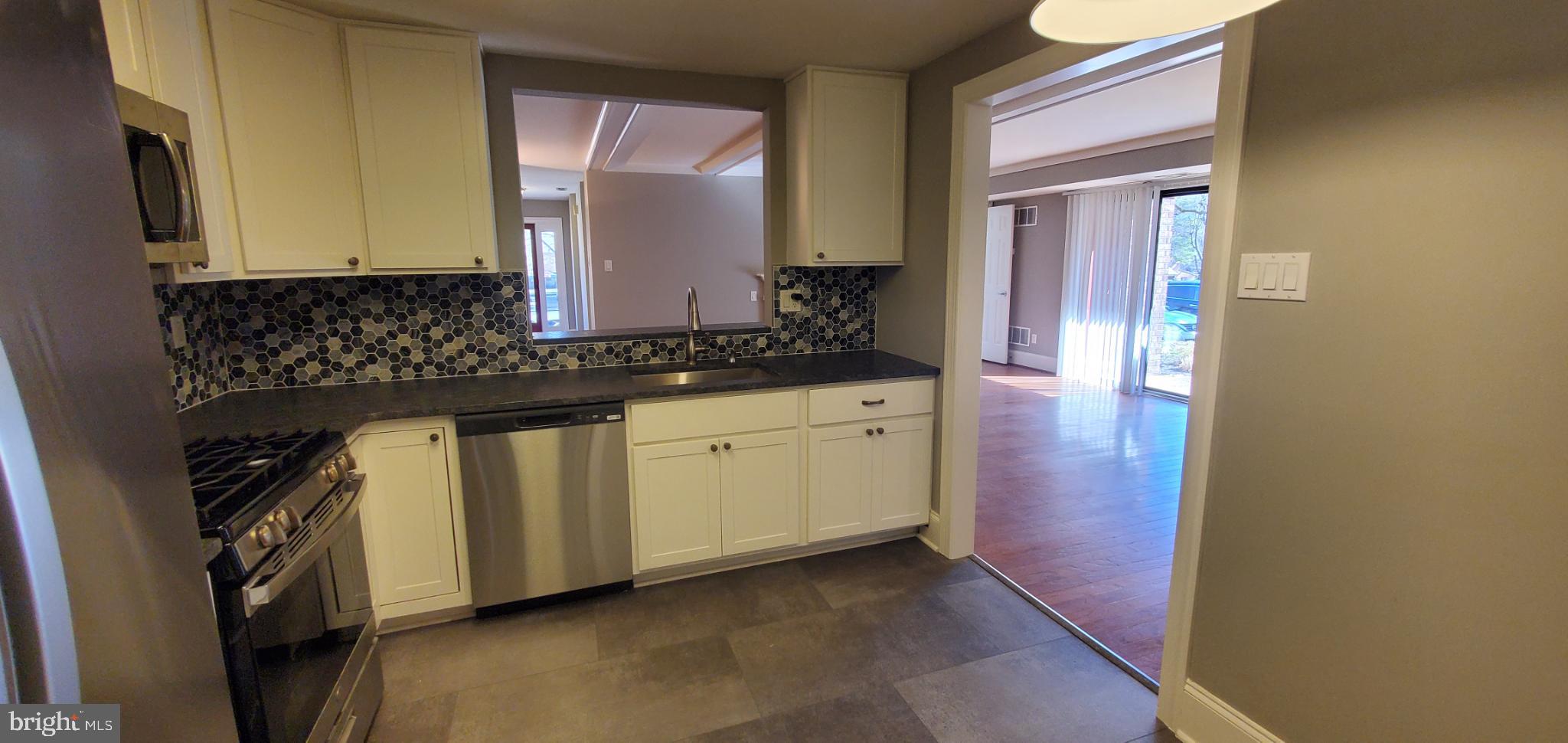 CHESTERBROOK - Residential Lease