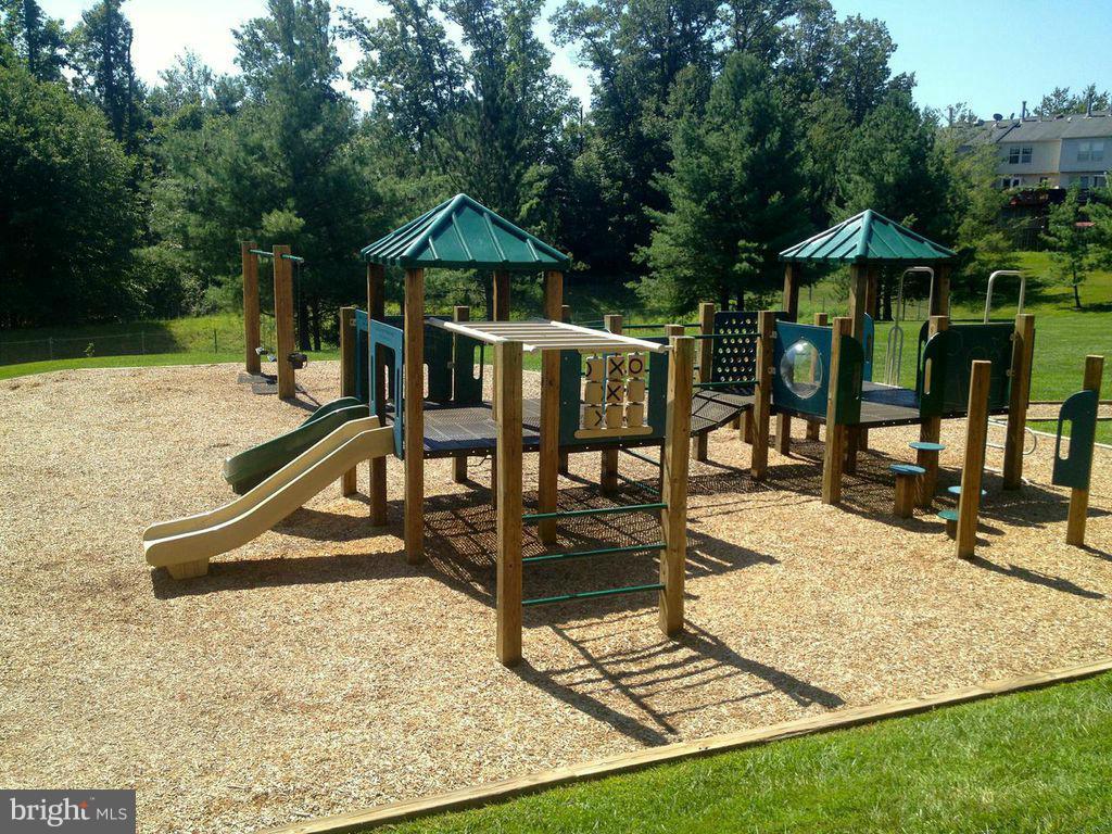 OLD BRIDGE ESTATES - Residential Lease