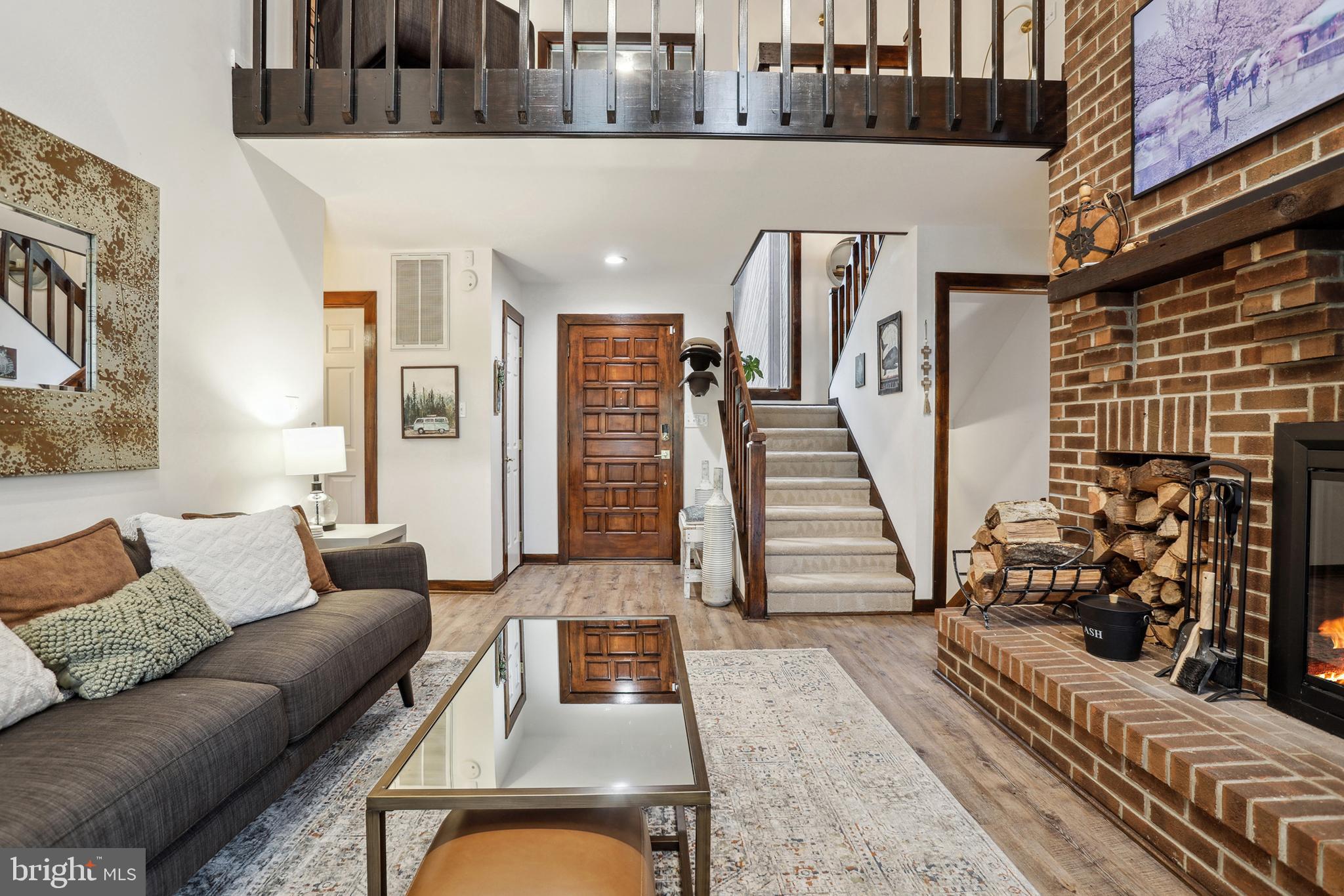 RIVER BLUFFS - Residential