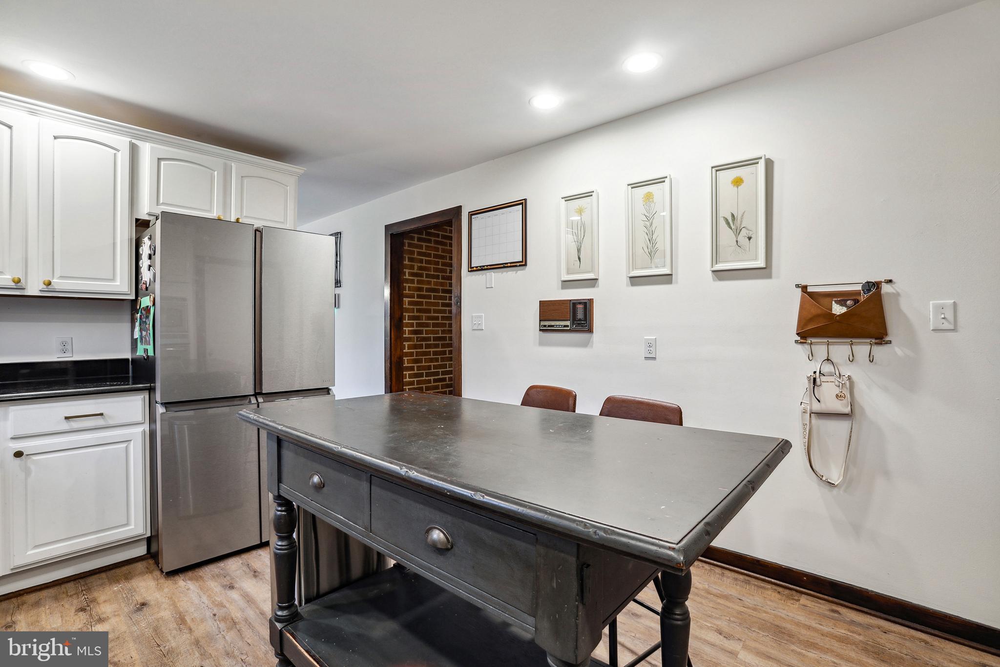 RIVER BLUFFS - Residential