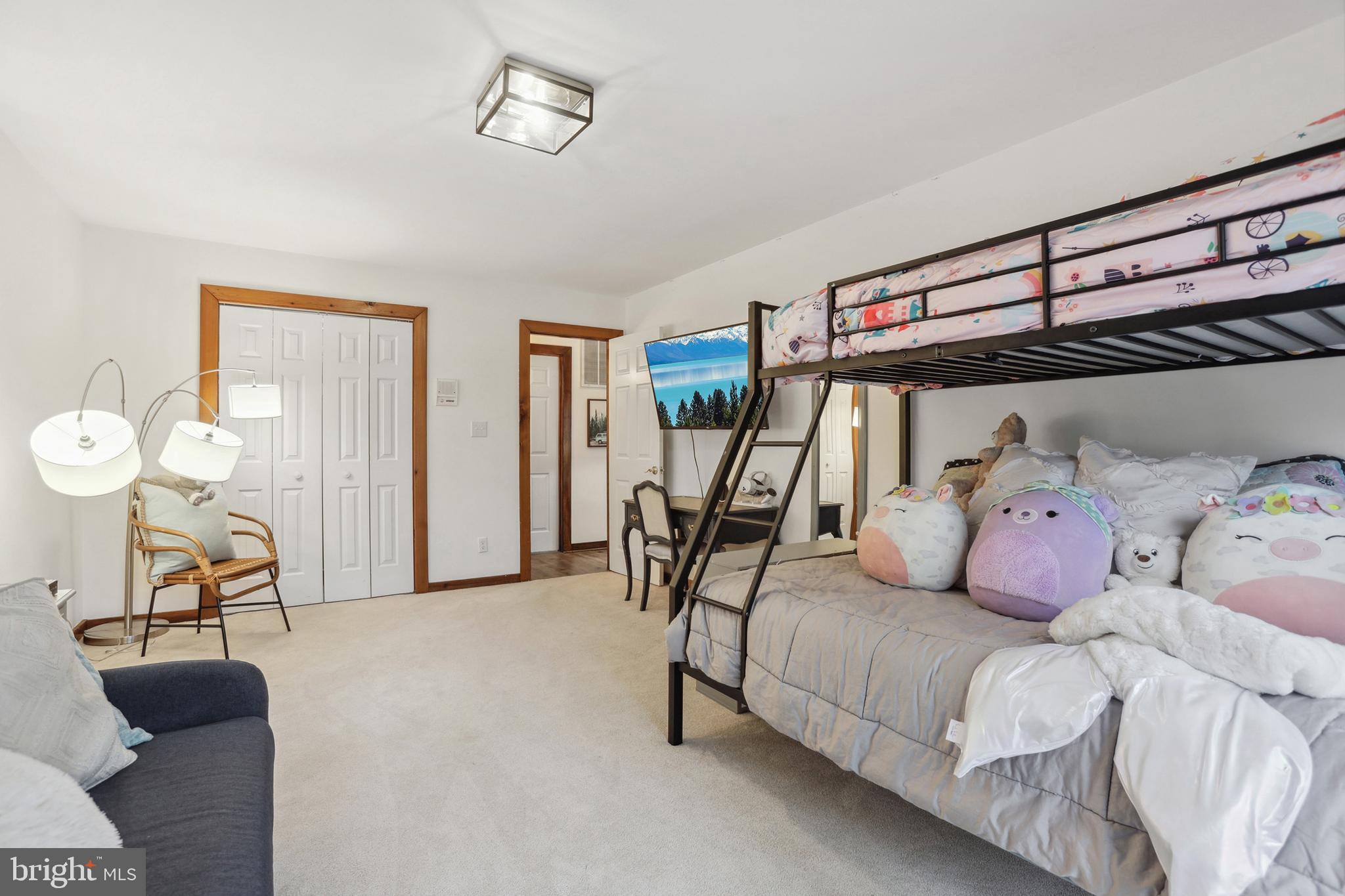 RIVER BLUFFS - Residential