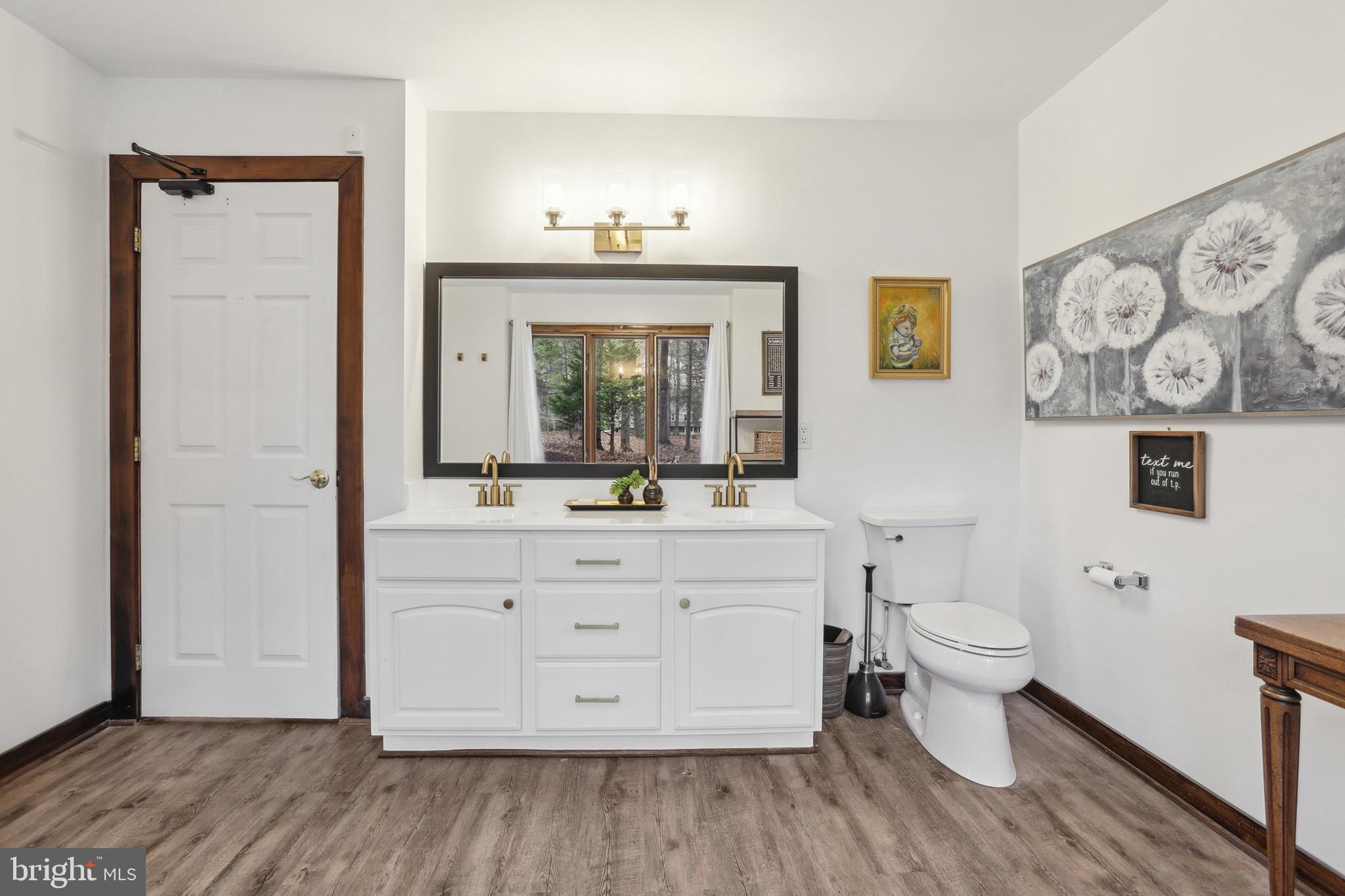 RIVER BLUFFS - Residential