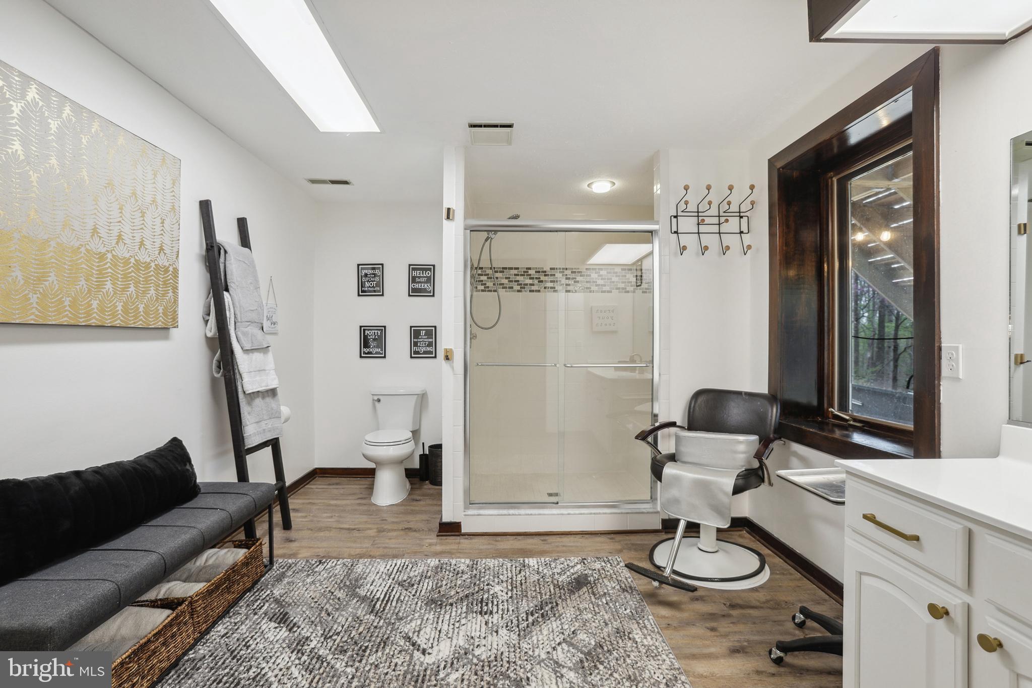 RIVER BLUFFS - Residential