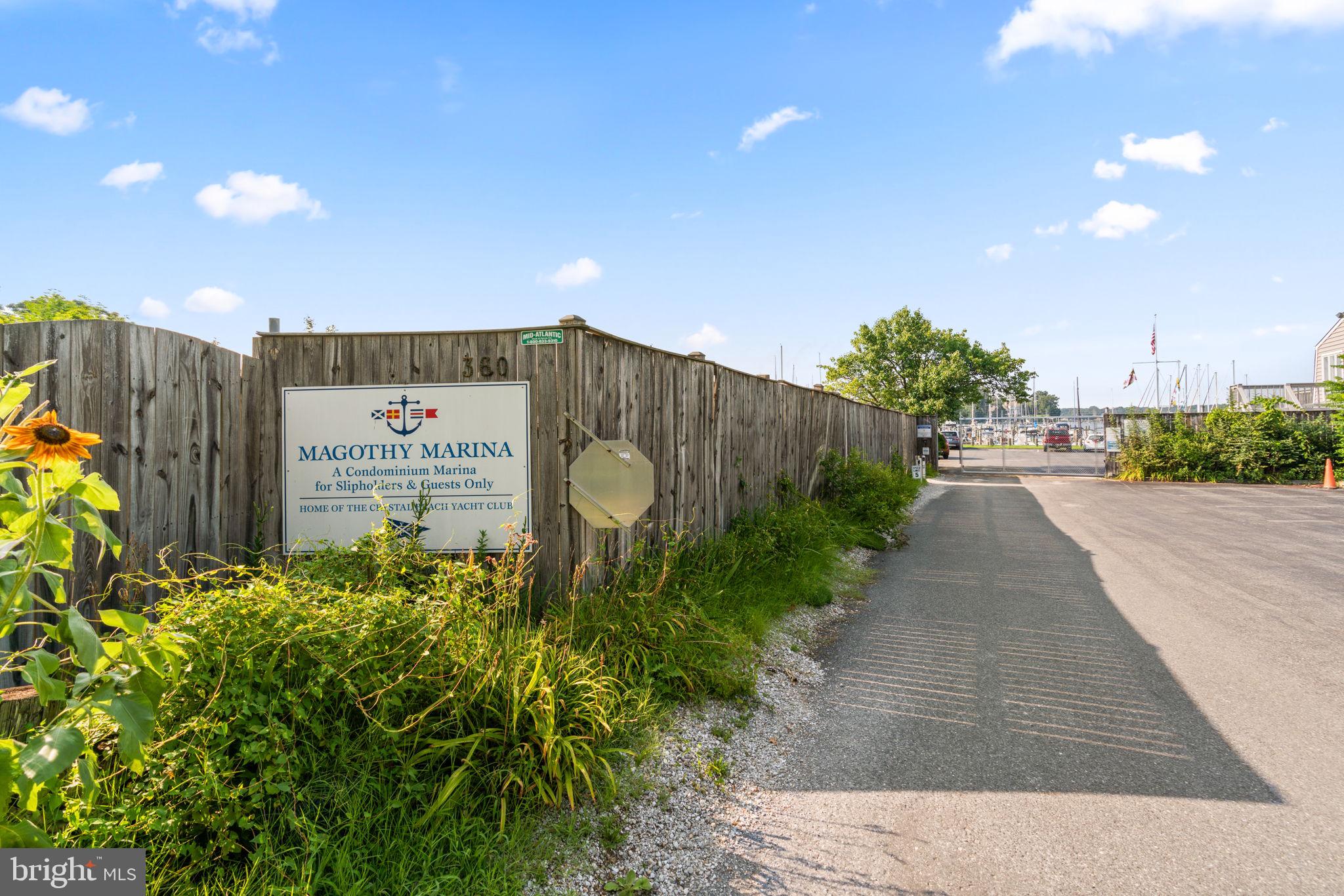 MANHATTAN BEACH - Residential